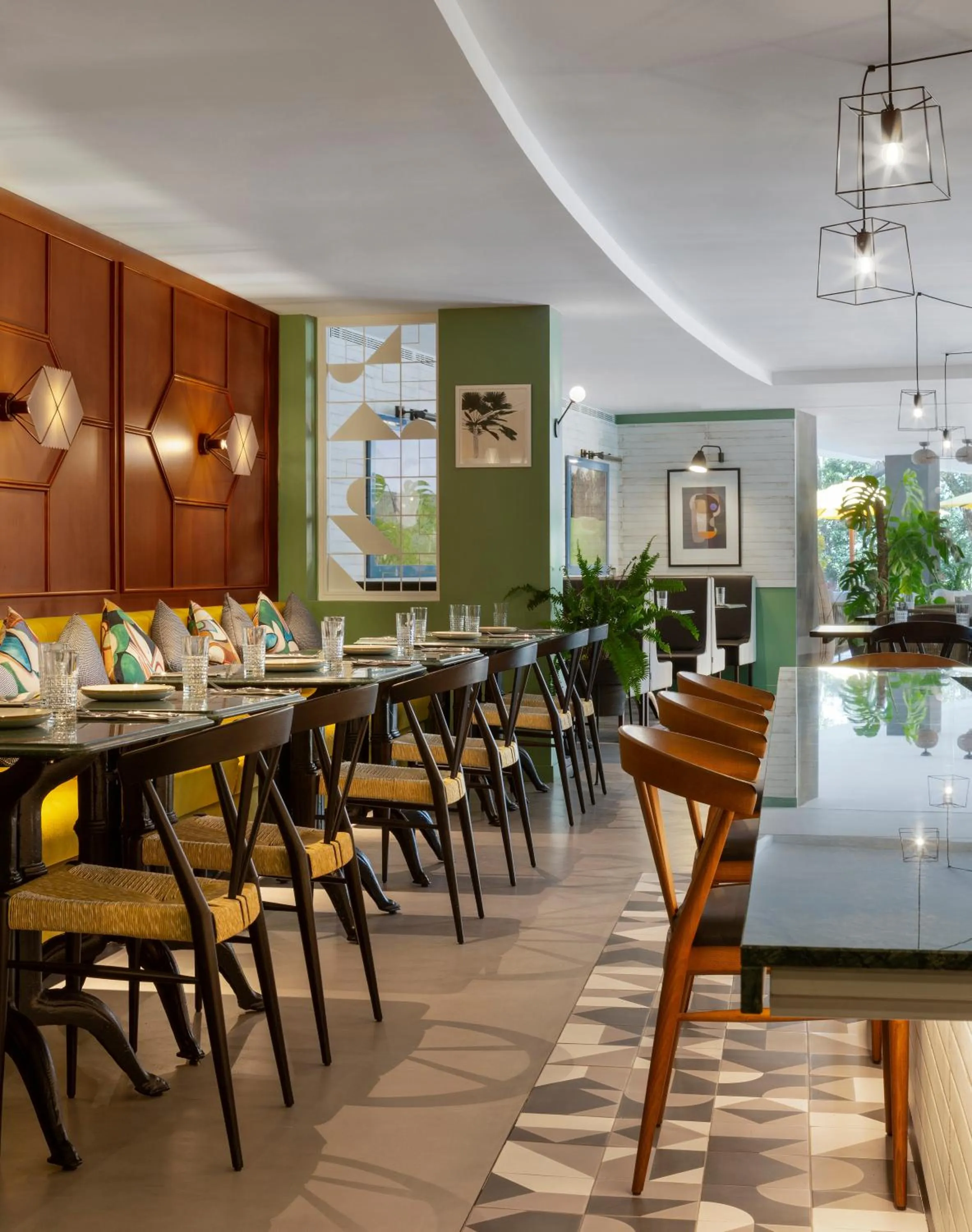 Restaurant/places to eat in Hotel Camiral - The Leading Hotels of the World