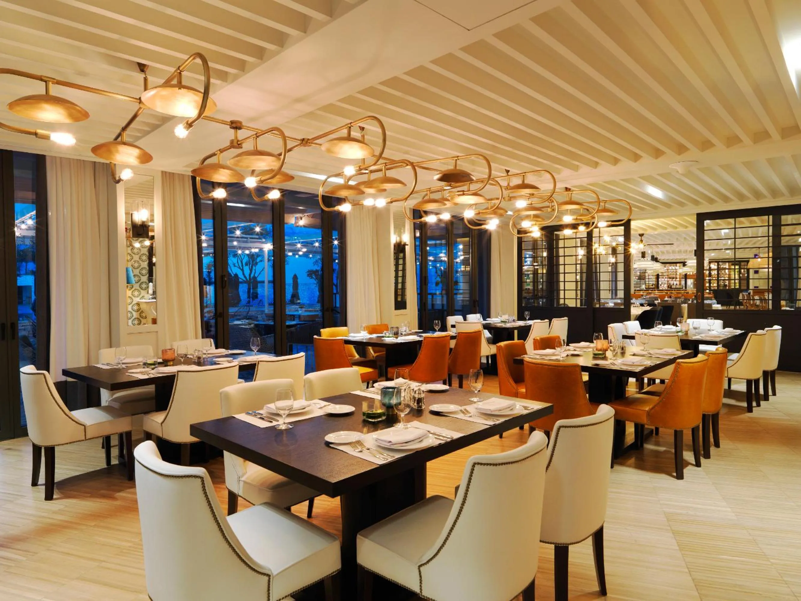 Restaurant/places to eat in Hotel Camiral - The Leading Hotels of the World