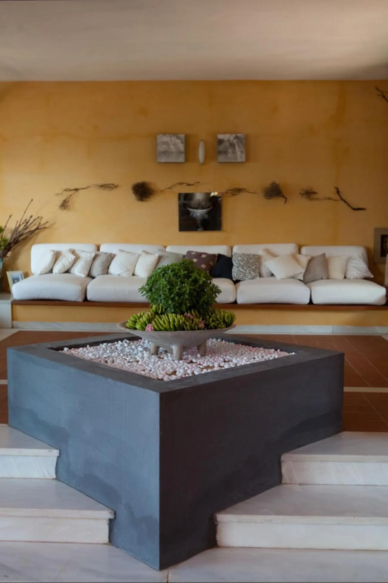 Communal lounge/ TV room in Villa Rodialos