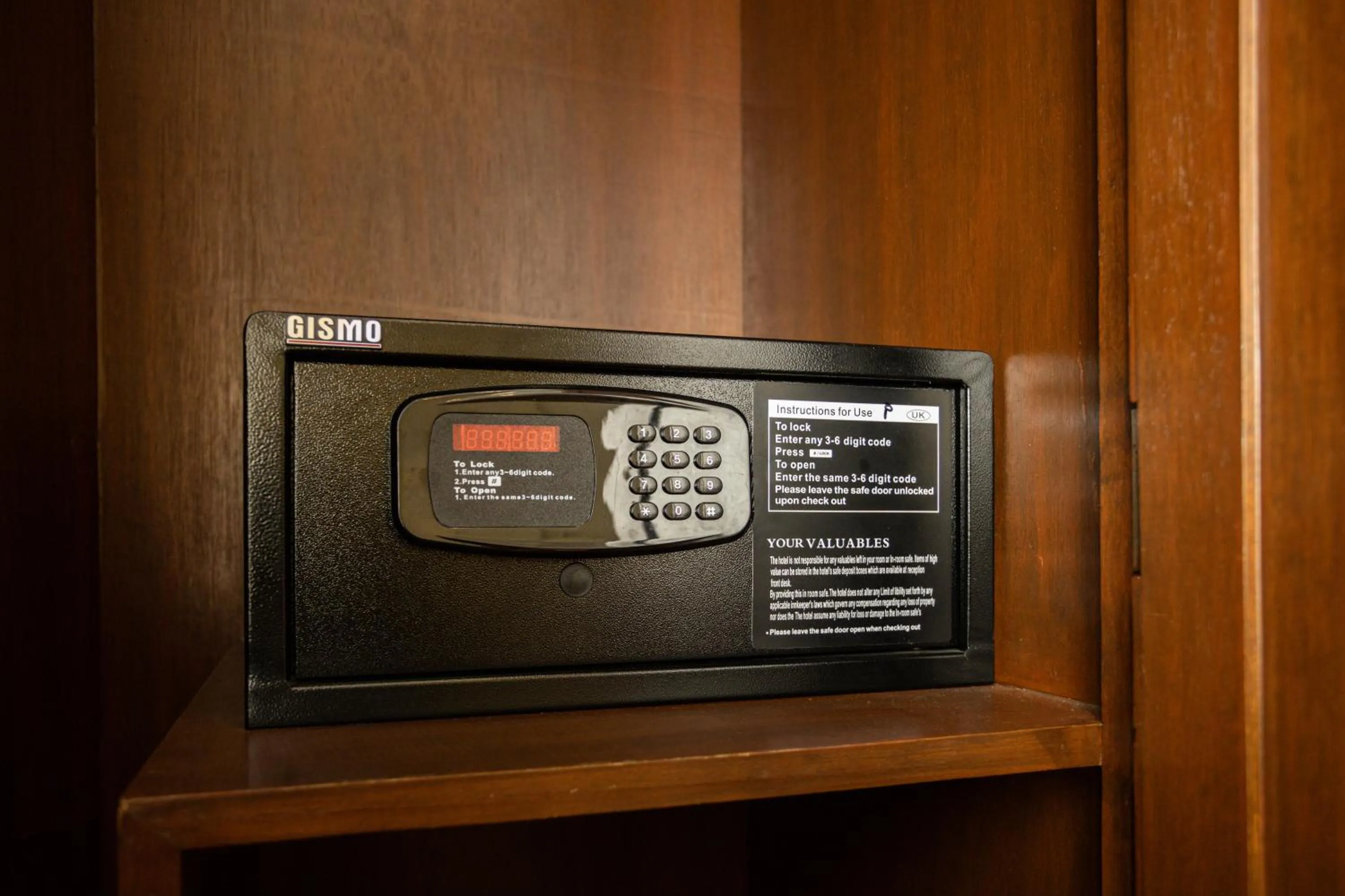 locker in Magnificent Hotel
