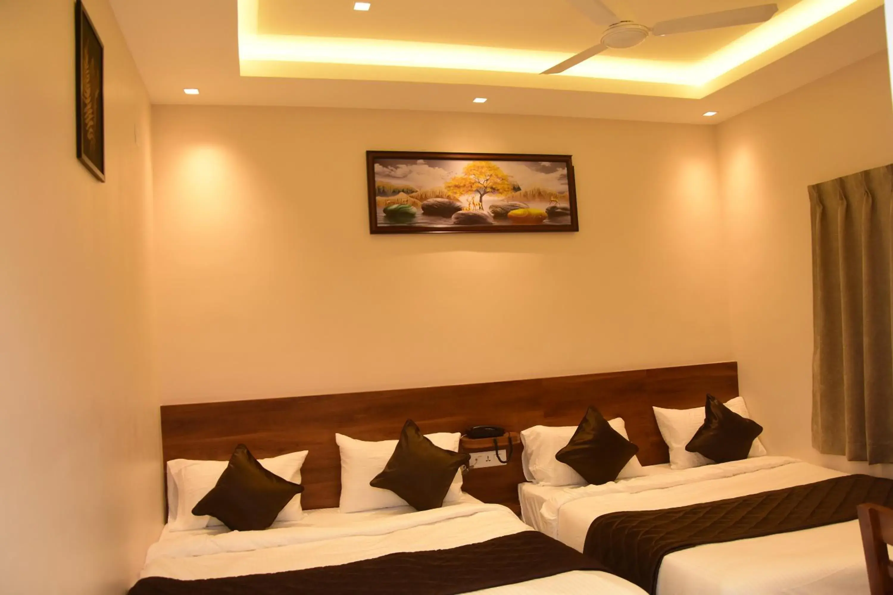 Quadruple Room in Dass Paradise Quadruple Room in Dass Paradise