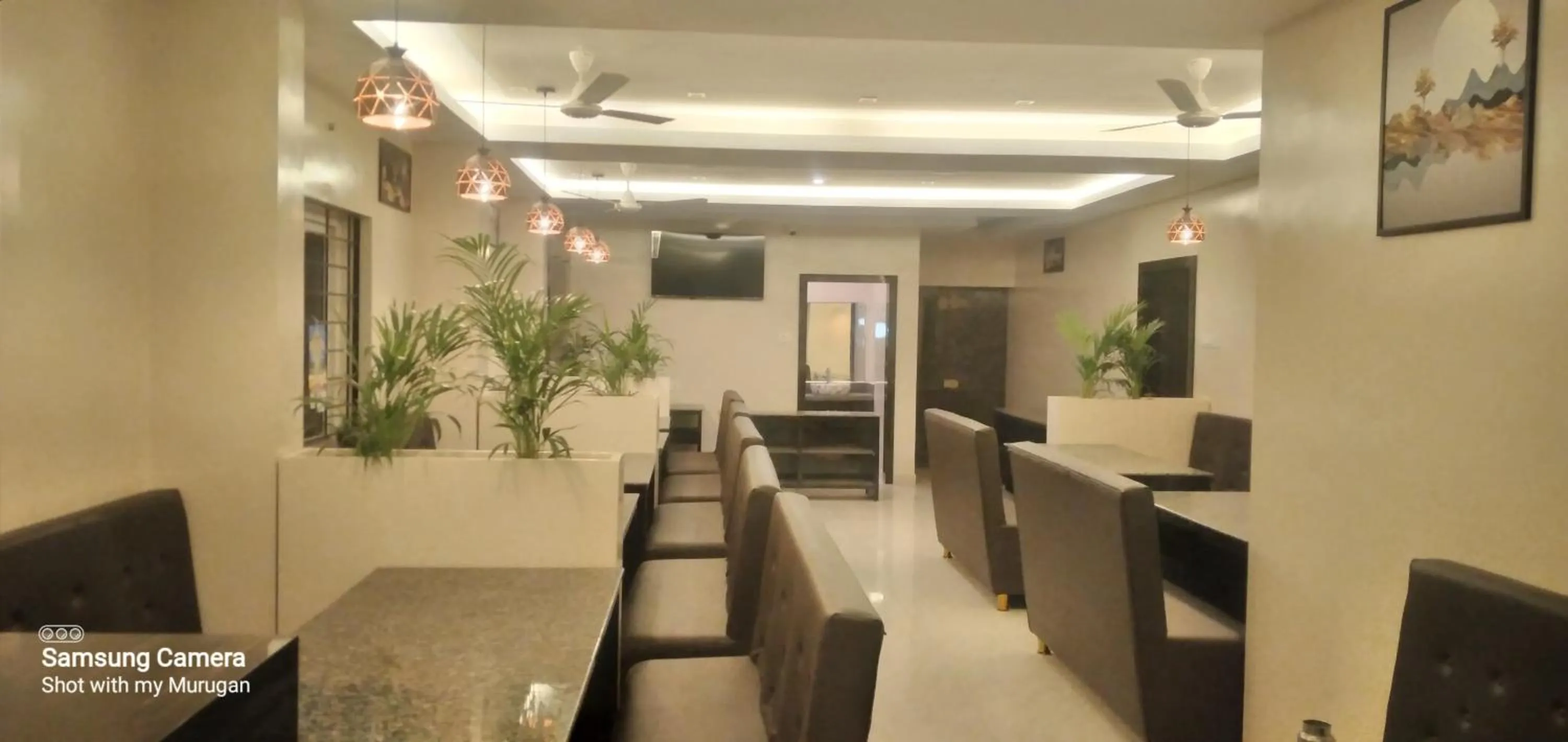 Restaurant/places to eat in Dass Paradise Hotel