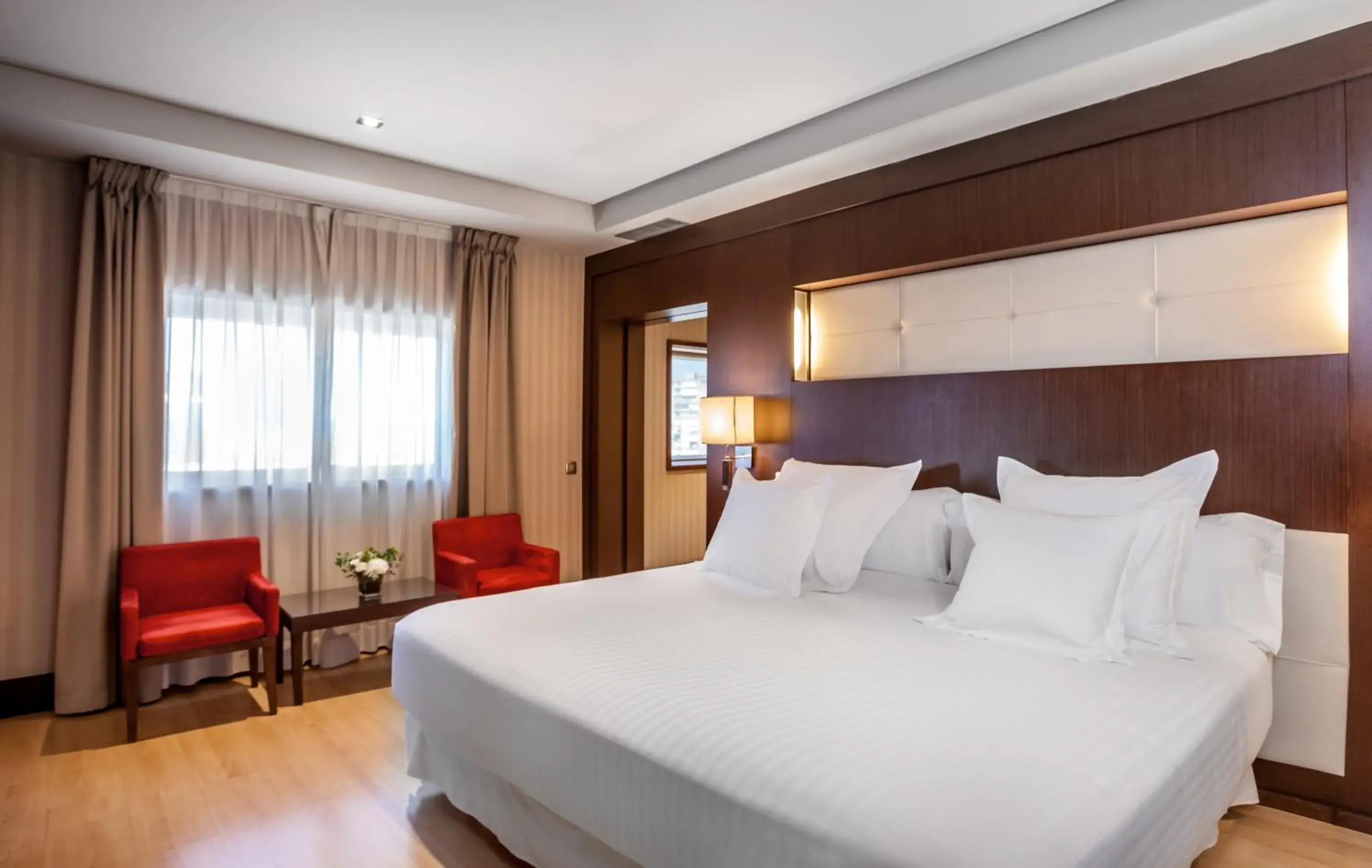 Family Junior Suite (2 Adults + 2 Children) in Barceló Granada Congress Family Junior Suite (2 Adults + 2 Children) in Barceló Granada Congress