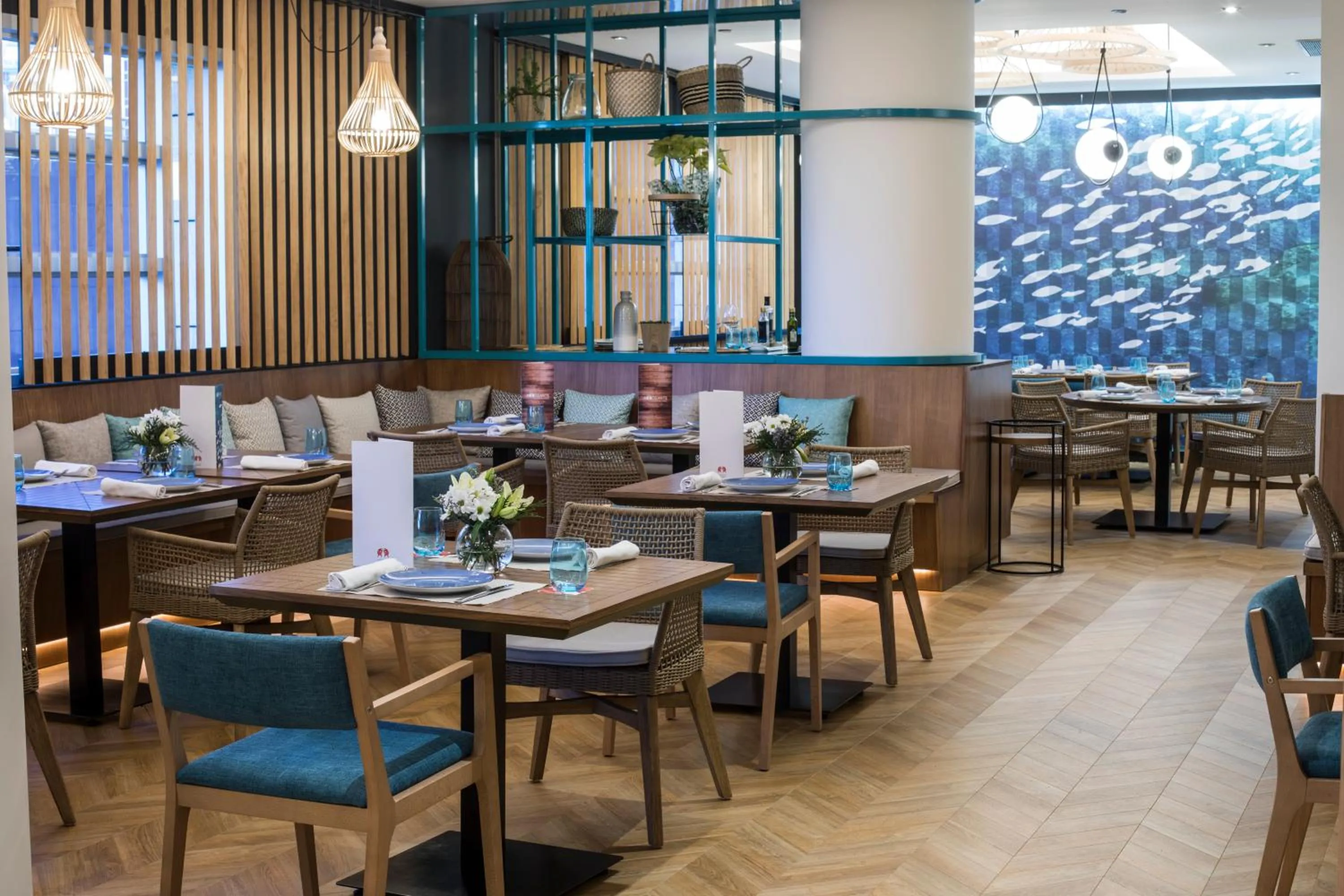 Restaurant/places to eat in Barceló Granada Congress