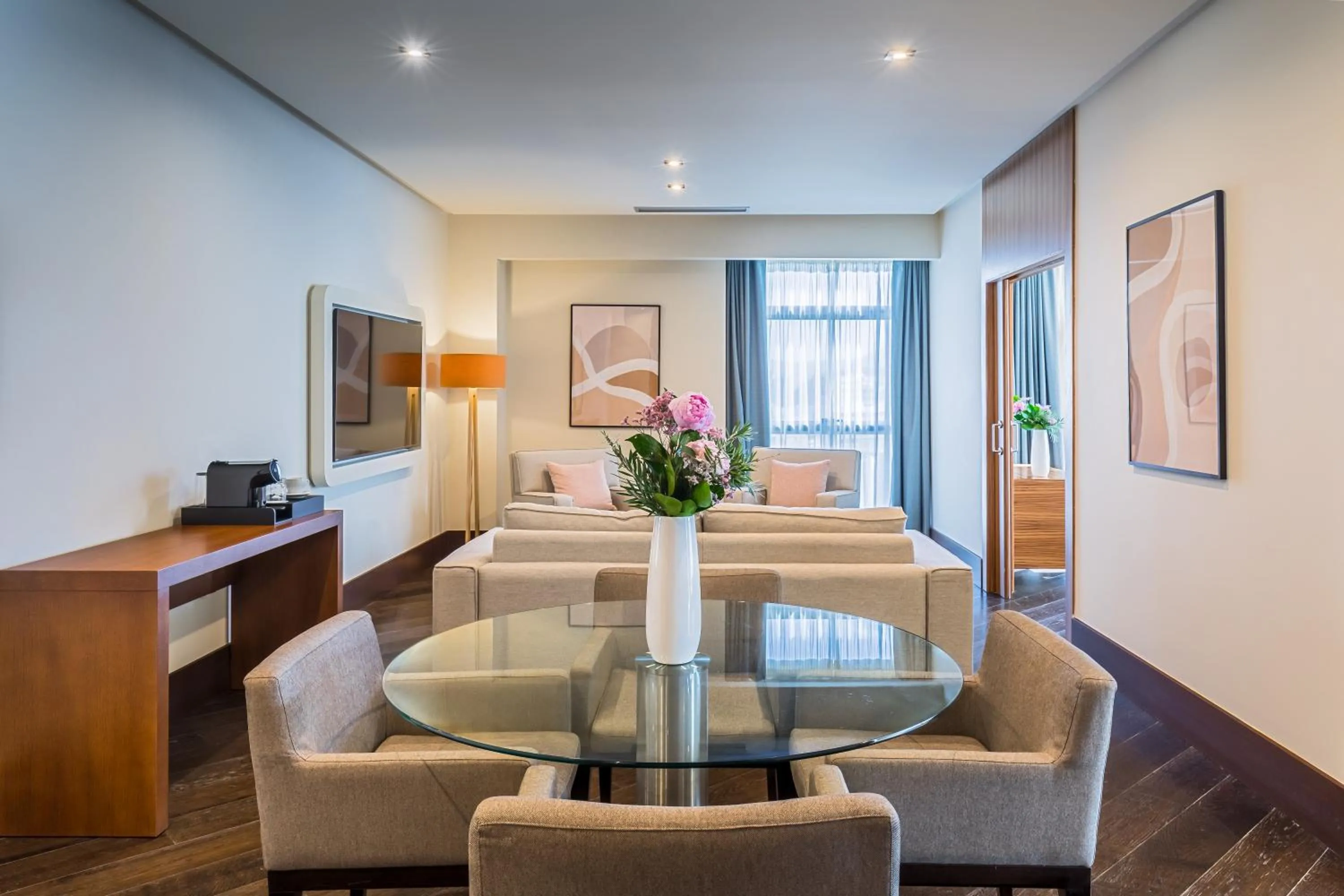 Living room in Barceló Granada Congress