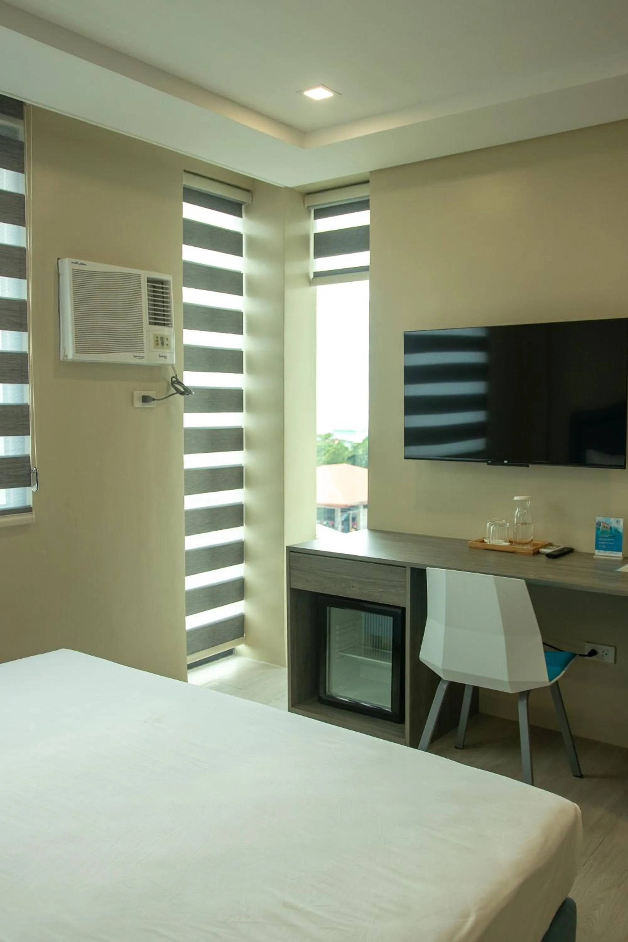 TV and multimedia, Bed in Seeya Hotel