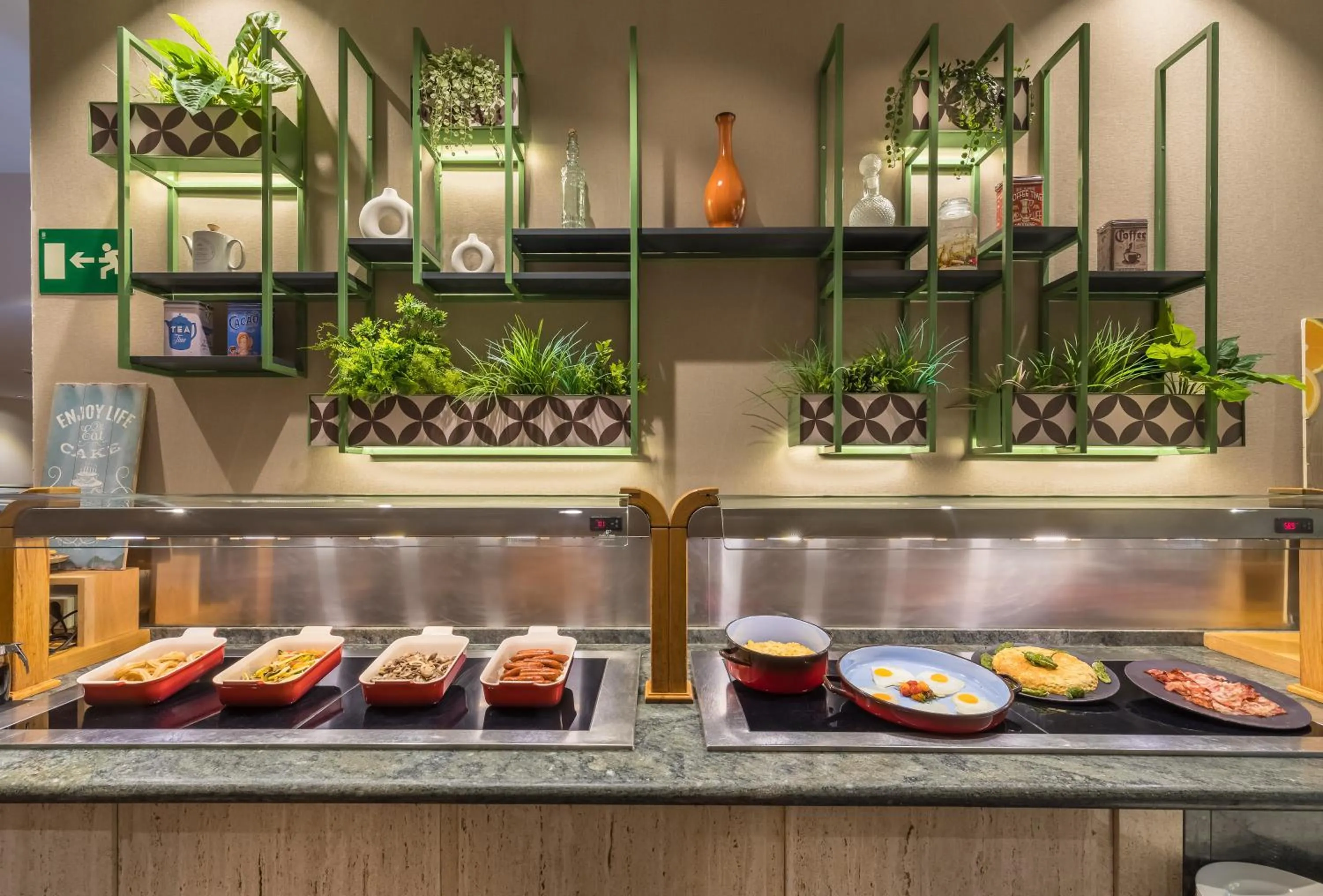 Food and drinks in Occidental Granada