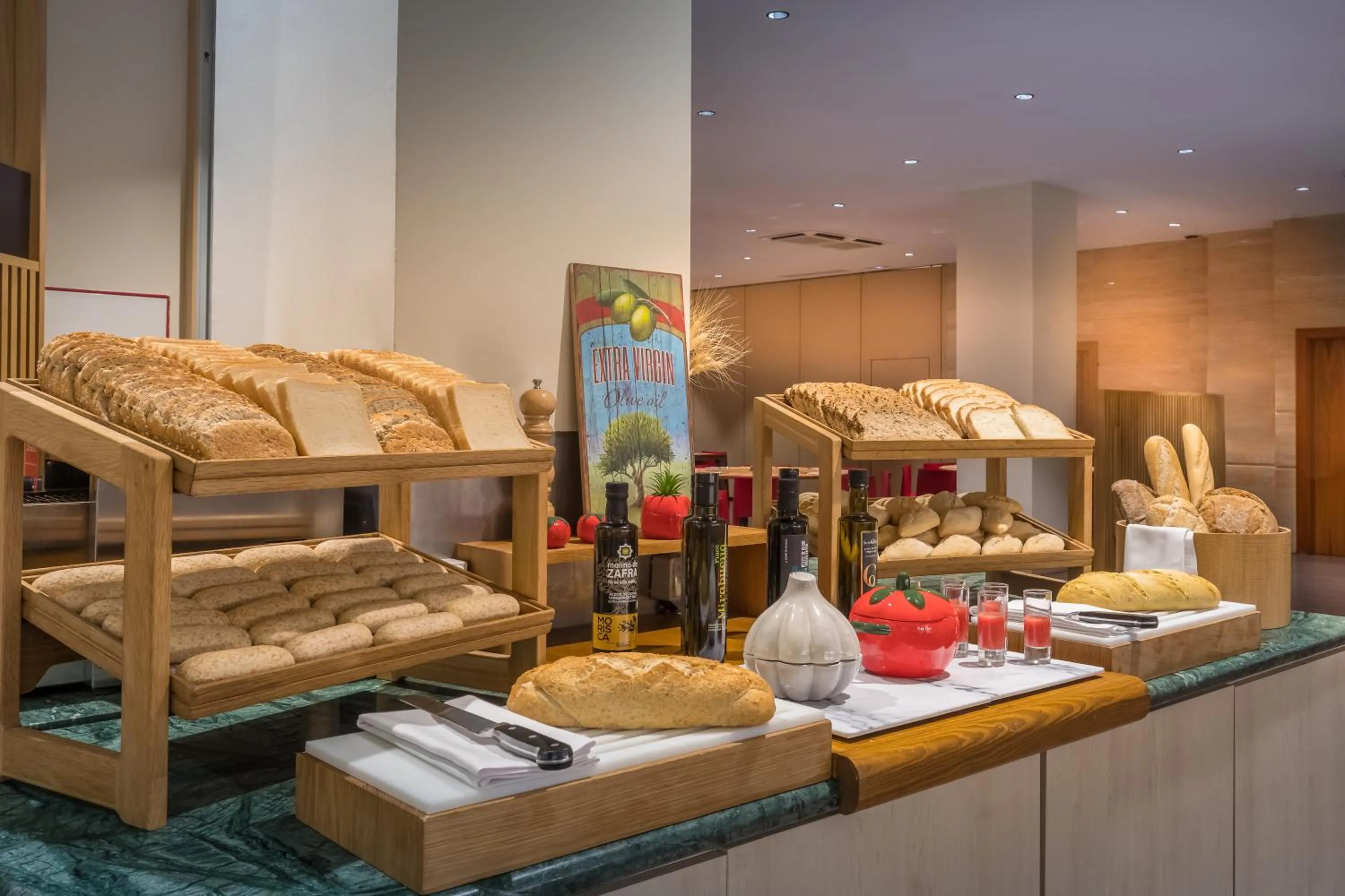 Food in Occidental Granada