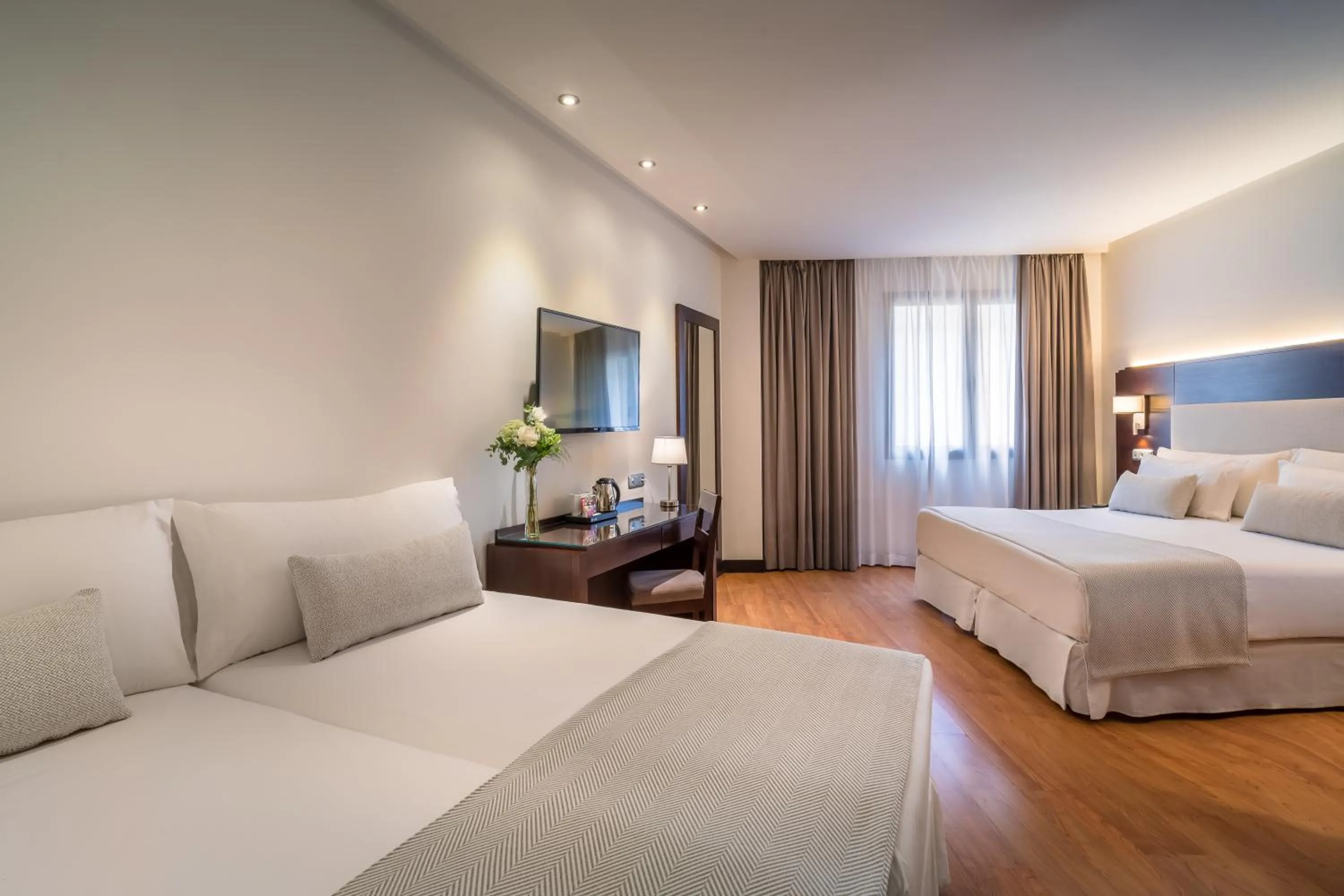 Bed in Occidental Granada