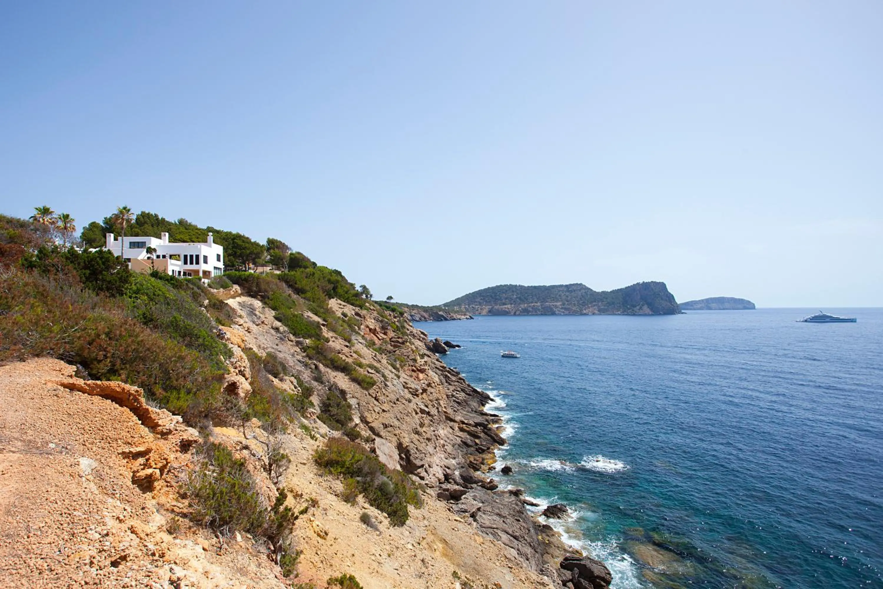 Natural landscape in Club Cala Azul