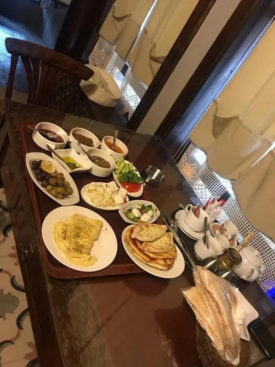 Nabateans Home Hotel