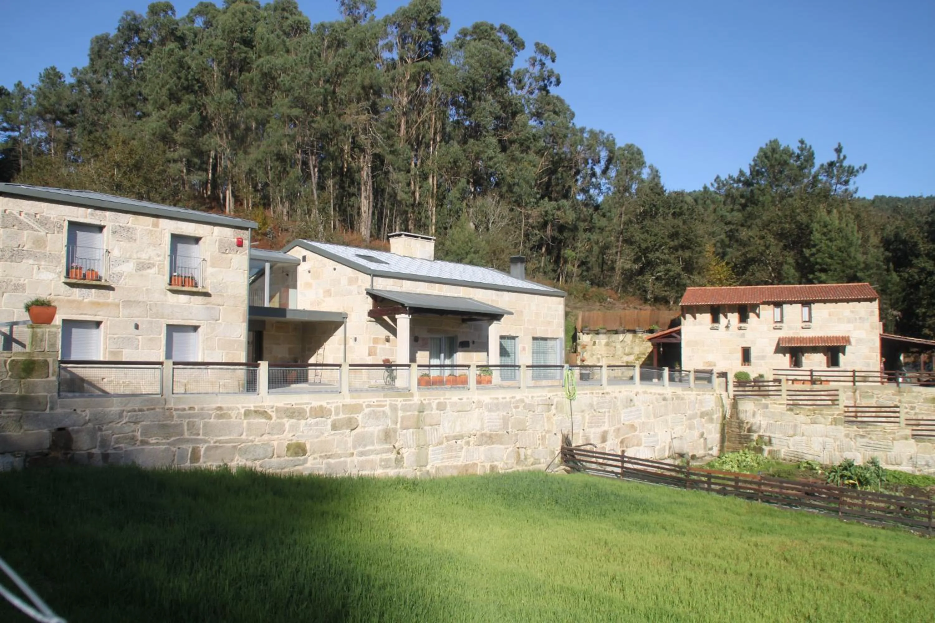Property building in Hotel a Ecogranxa