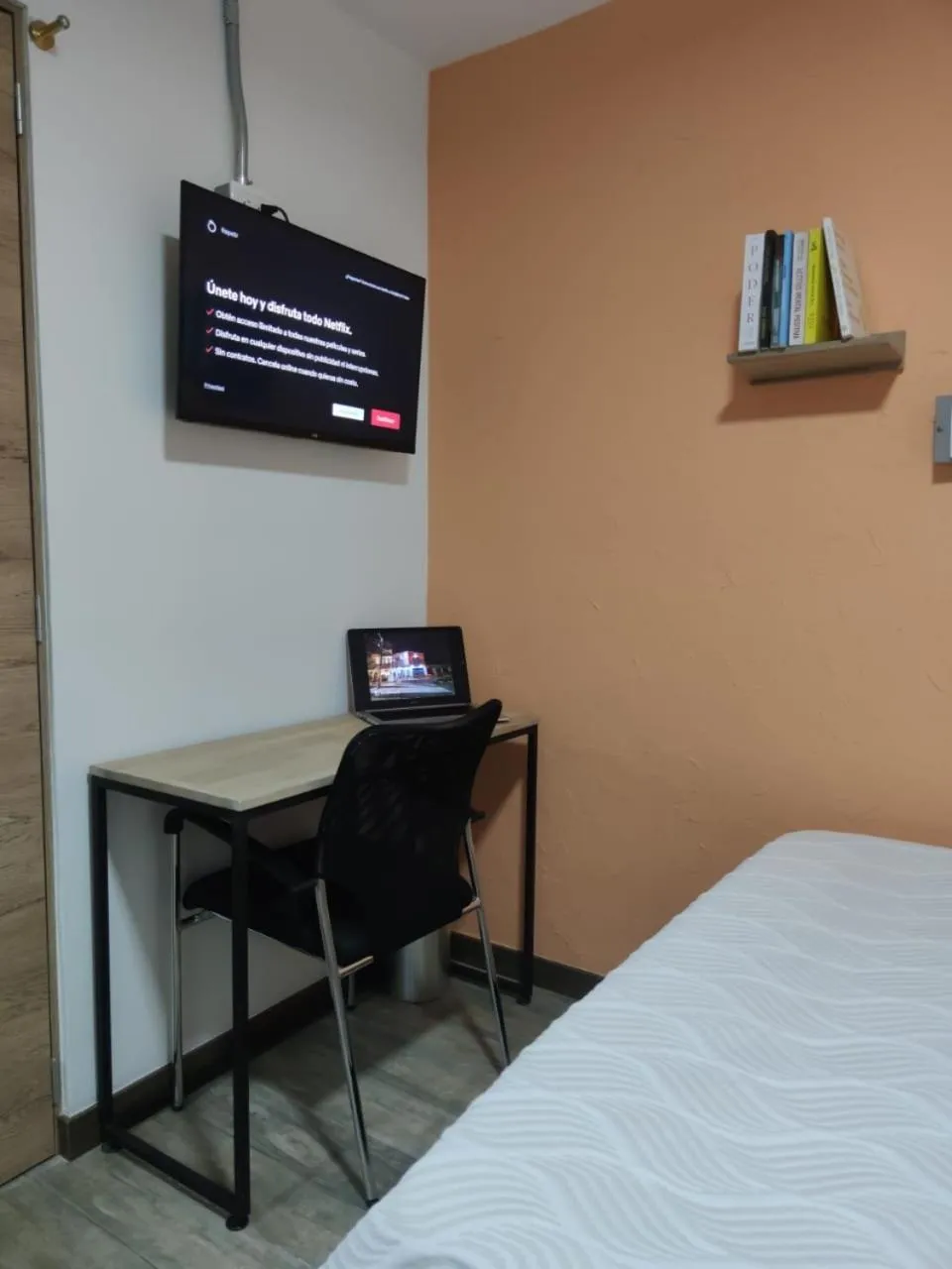 TV and multimedia, Bed in CoLinkHouse Hotel