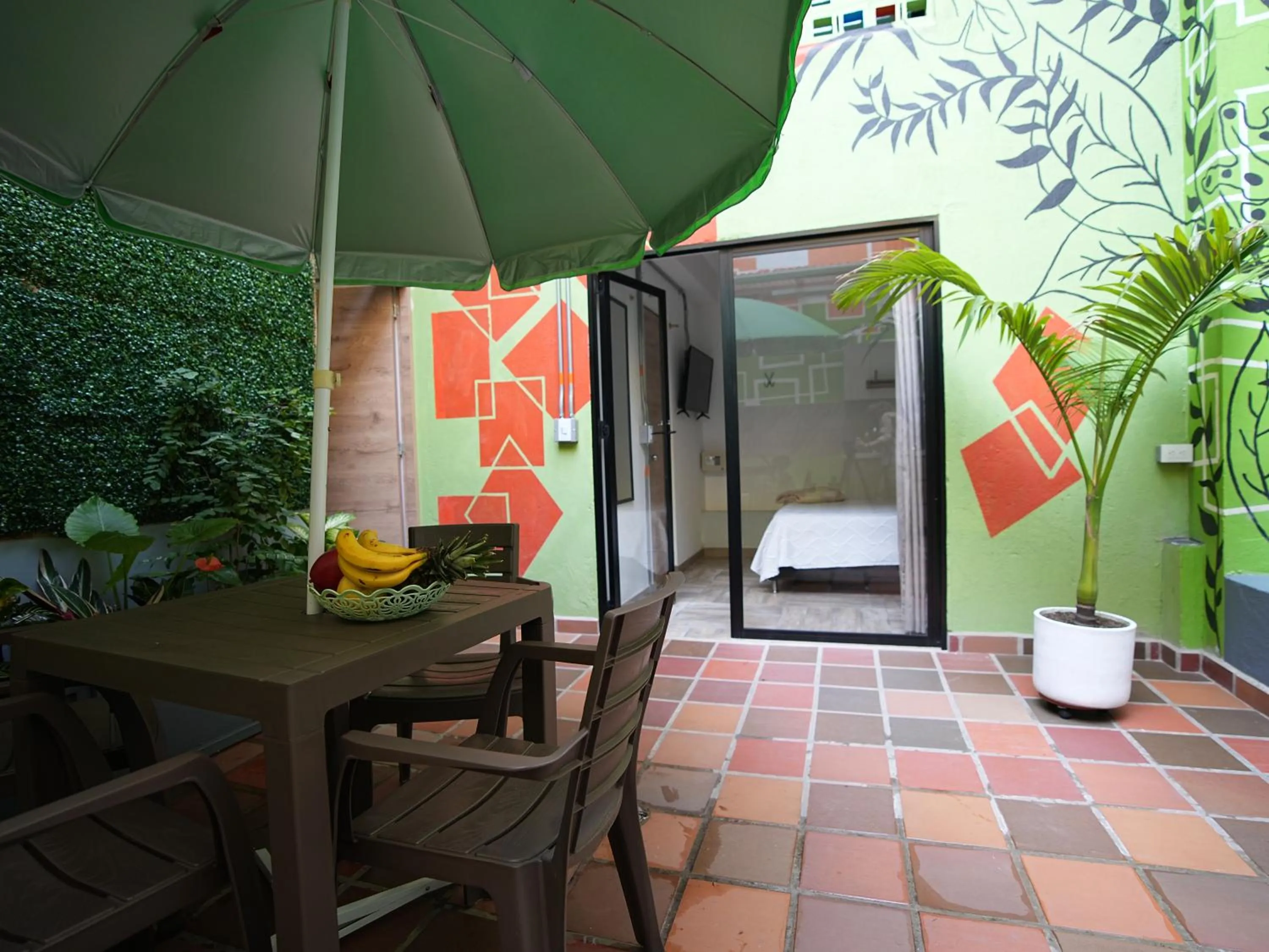 Patio in CoLinkHouse Hotel