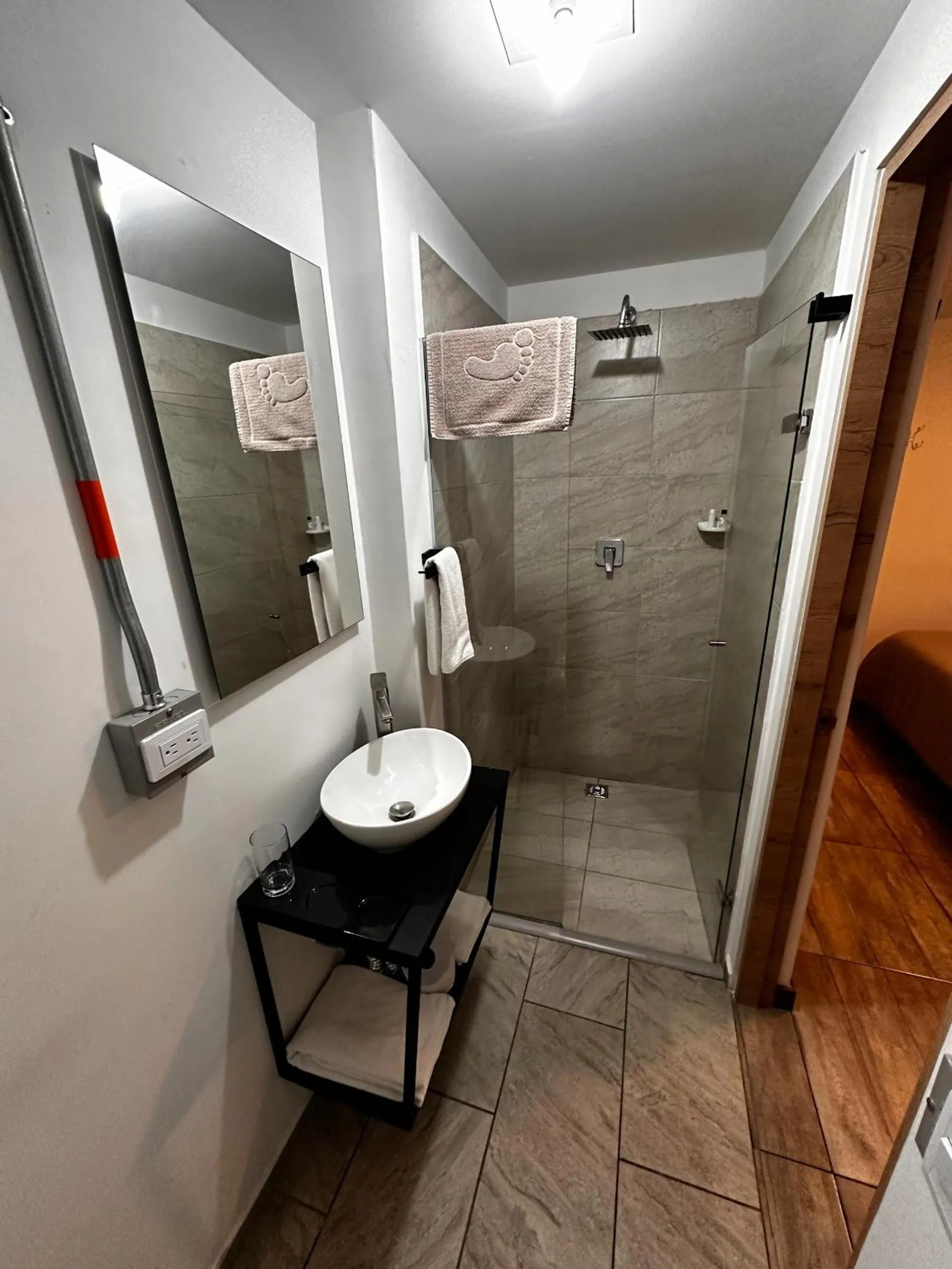 Shower in CoLinkHouse Hotel