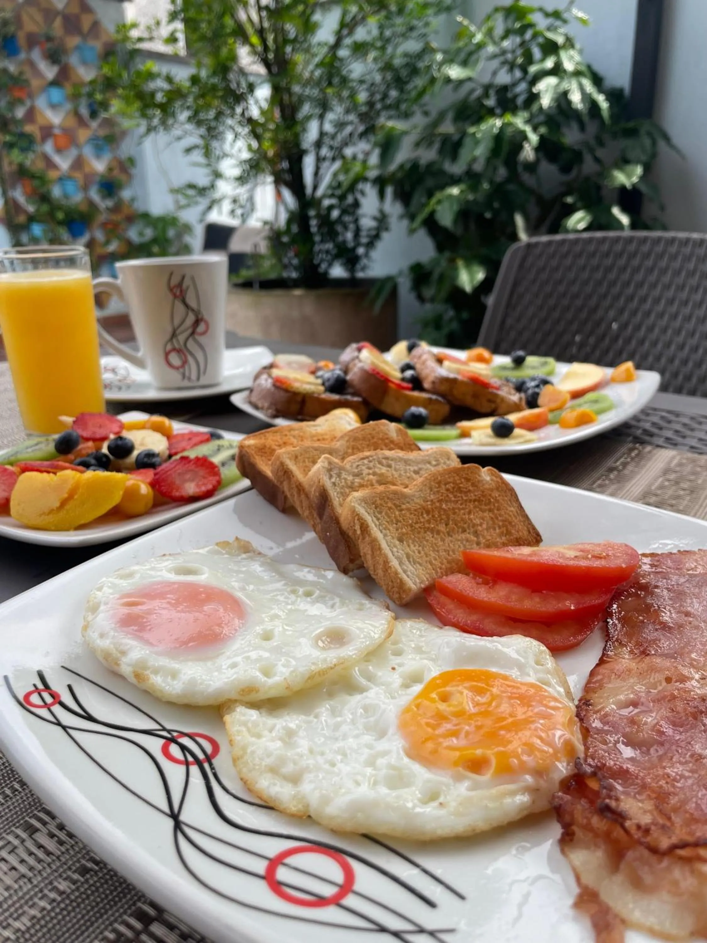 Restaurant/places to eat in CoLinkHouse Hotel