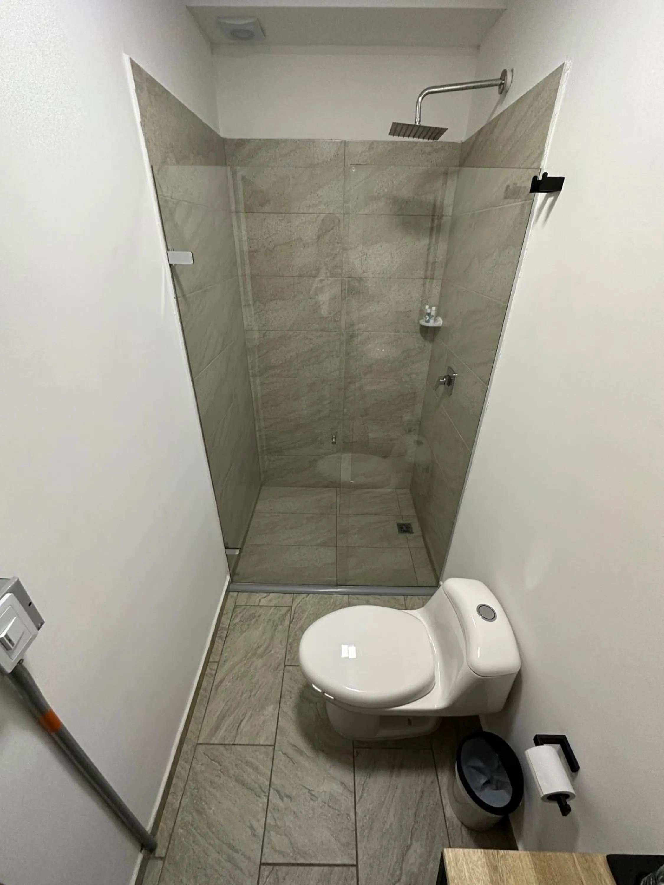 Shower in CoLinkHouse Hotel