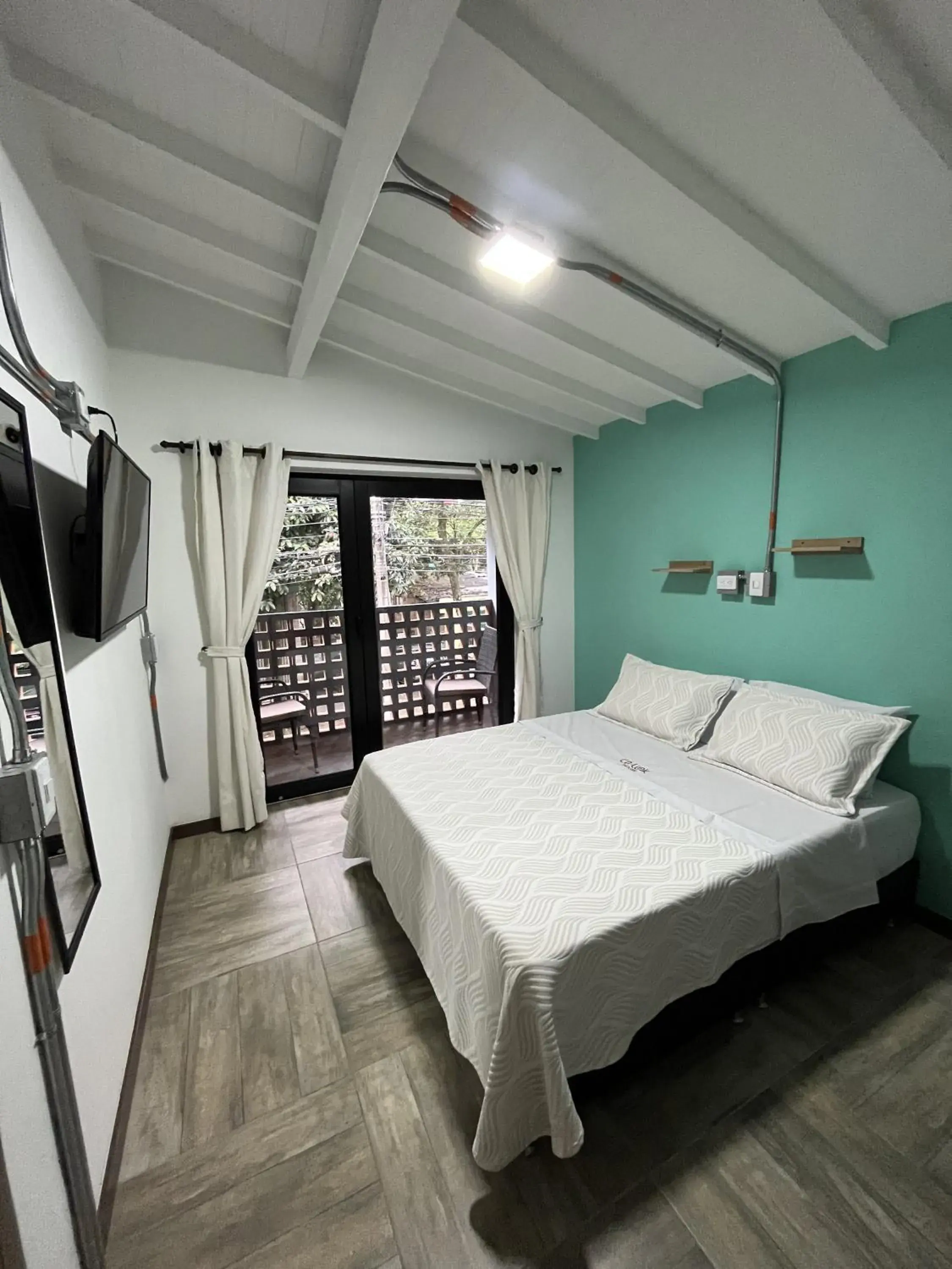 Queen Room with Balcony - single occupancy in CoLinkHouse Hotel Queen Room with Balcony - single occupancy in CoLinkHouse Hotel