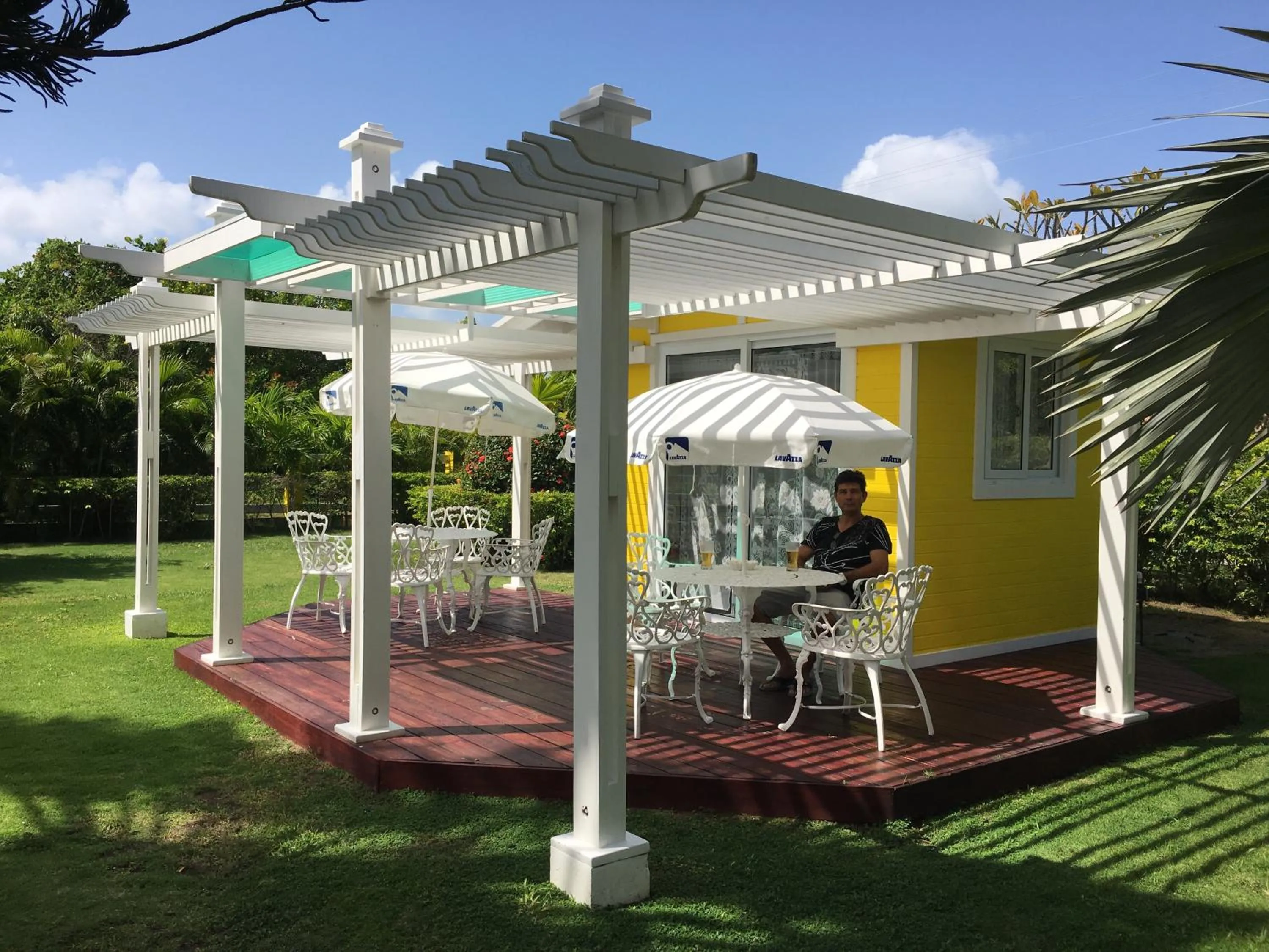 Garden in HOTEL CASA AMARILLA et RESTAURANT
