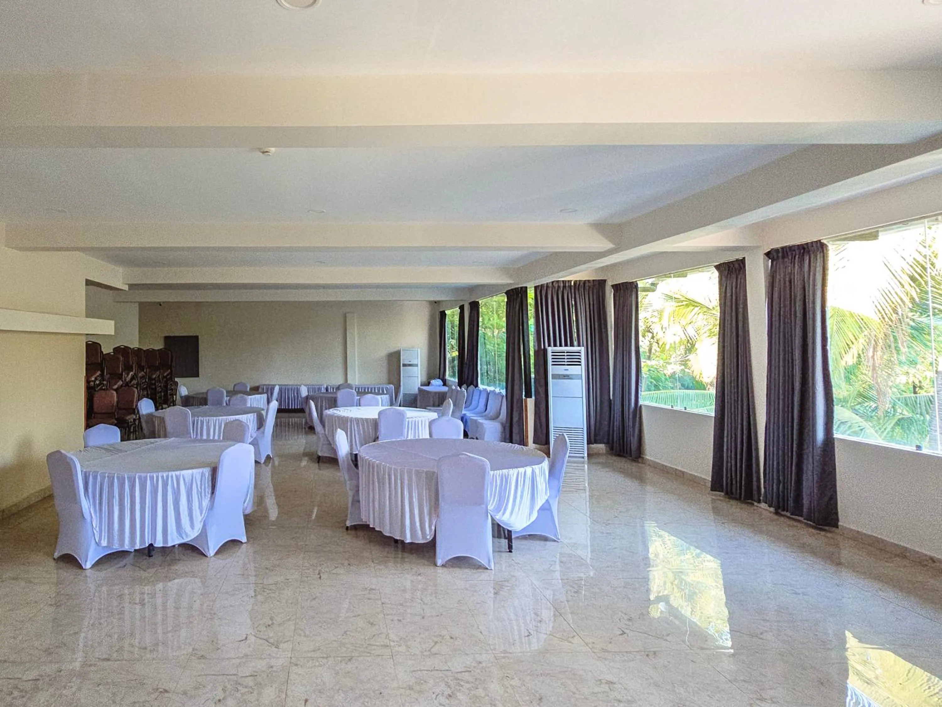 Banquet/Function facilities in The Verda De Miranda Resort Morjim North Goa