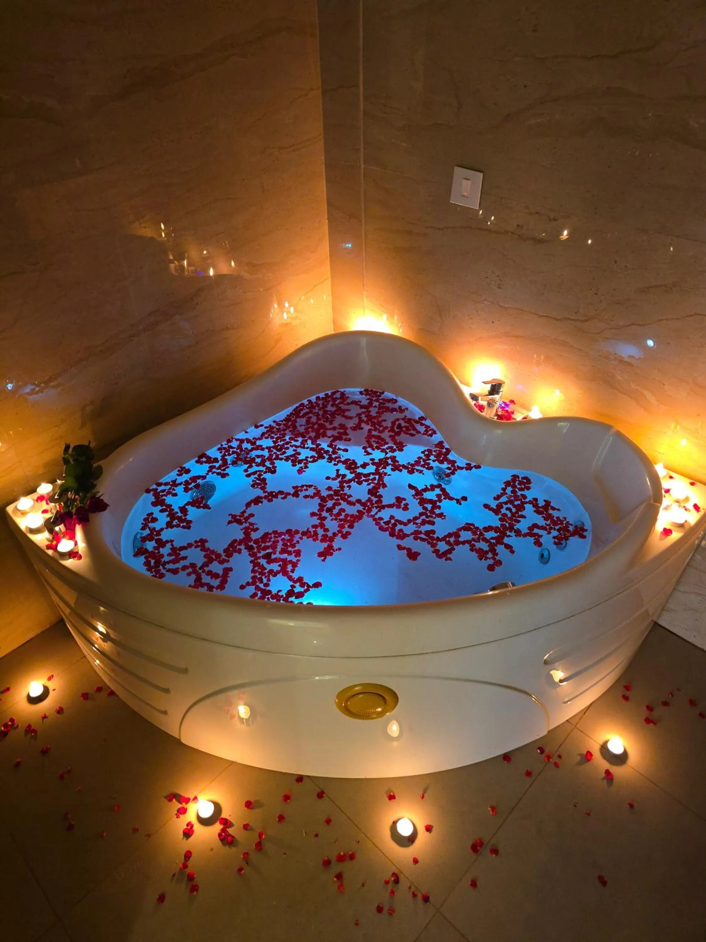 Bath in The Verda De Miranda Resort Morjim North Goa