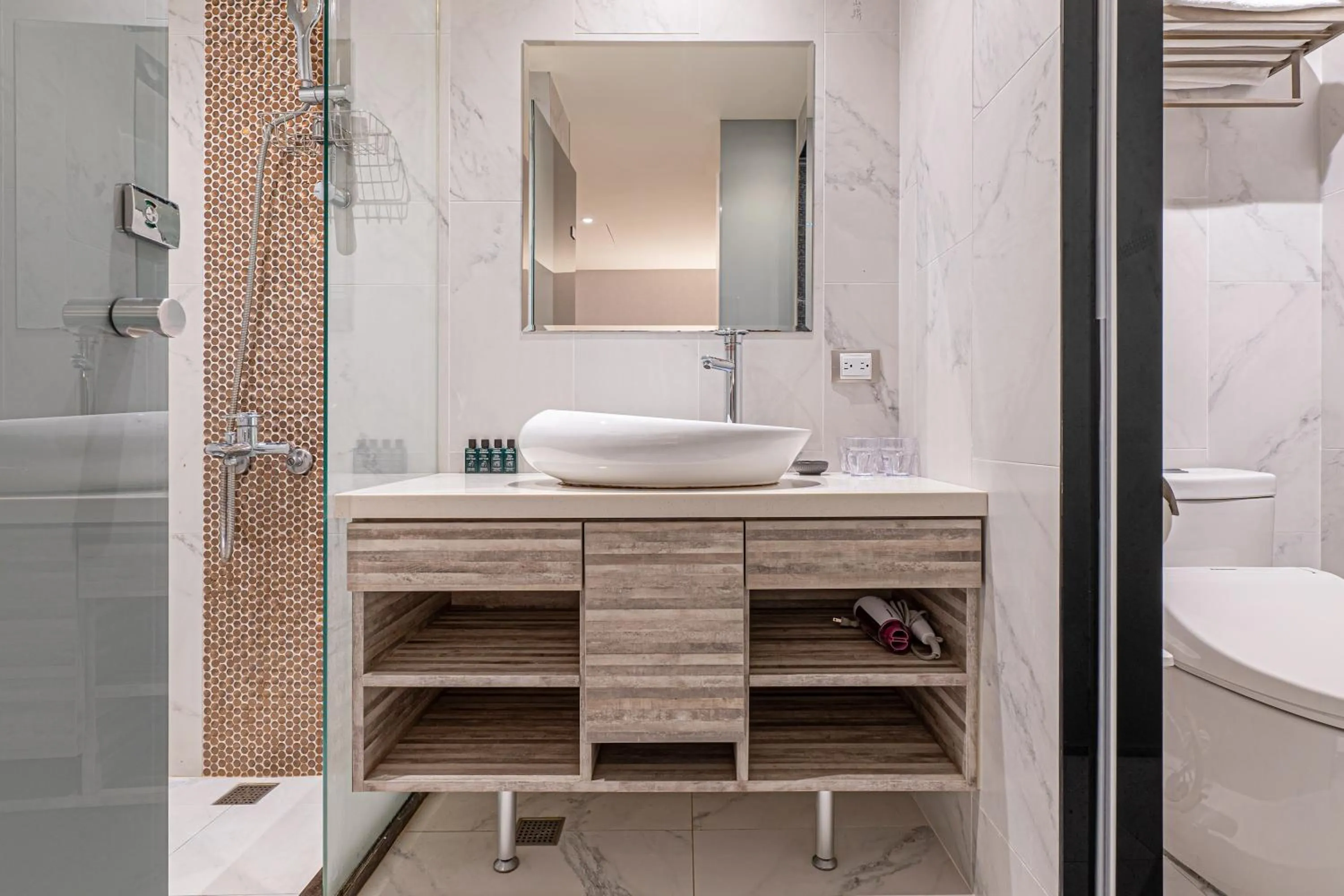 Bathroom in CHECK inn Taichung Qinghai