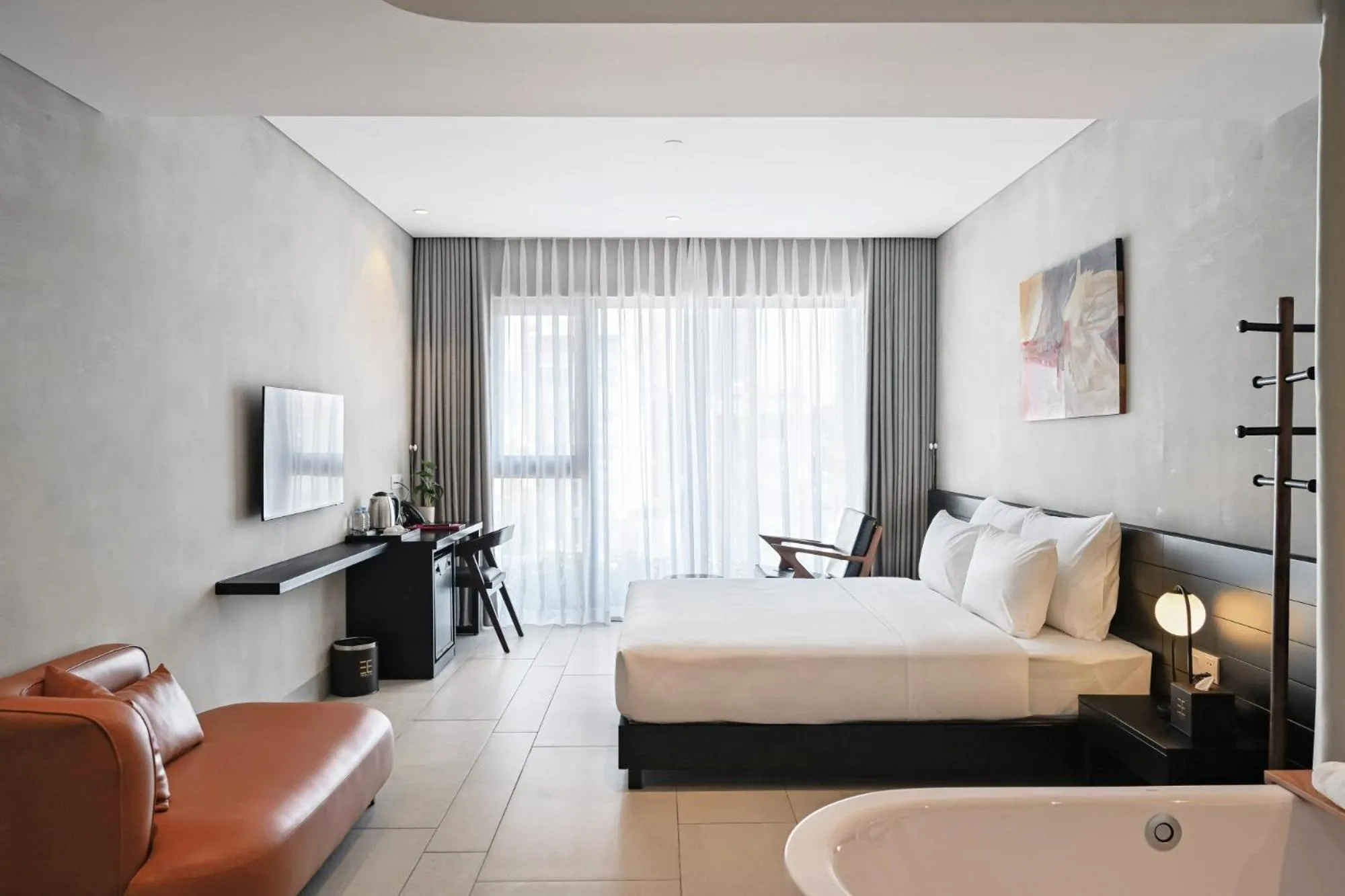 Bed in Triple E Hotel Metro Ben Thanh