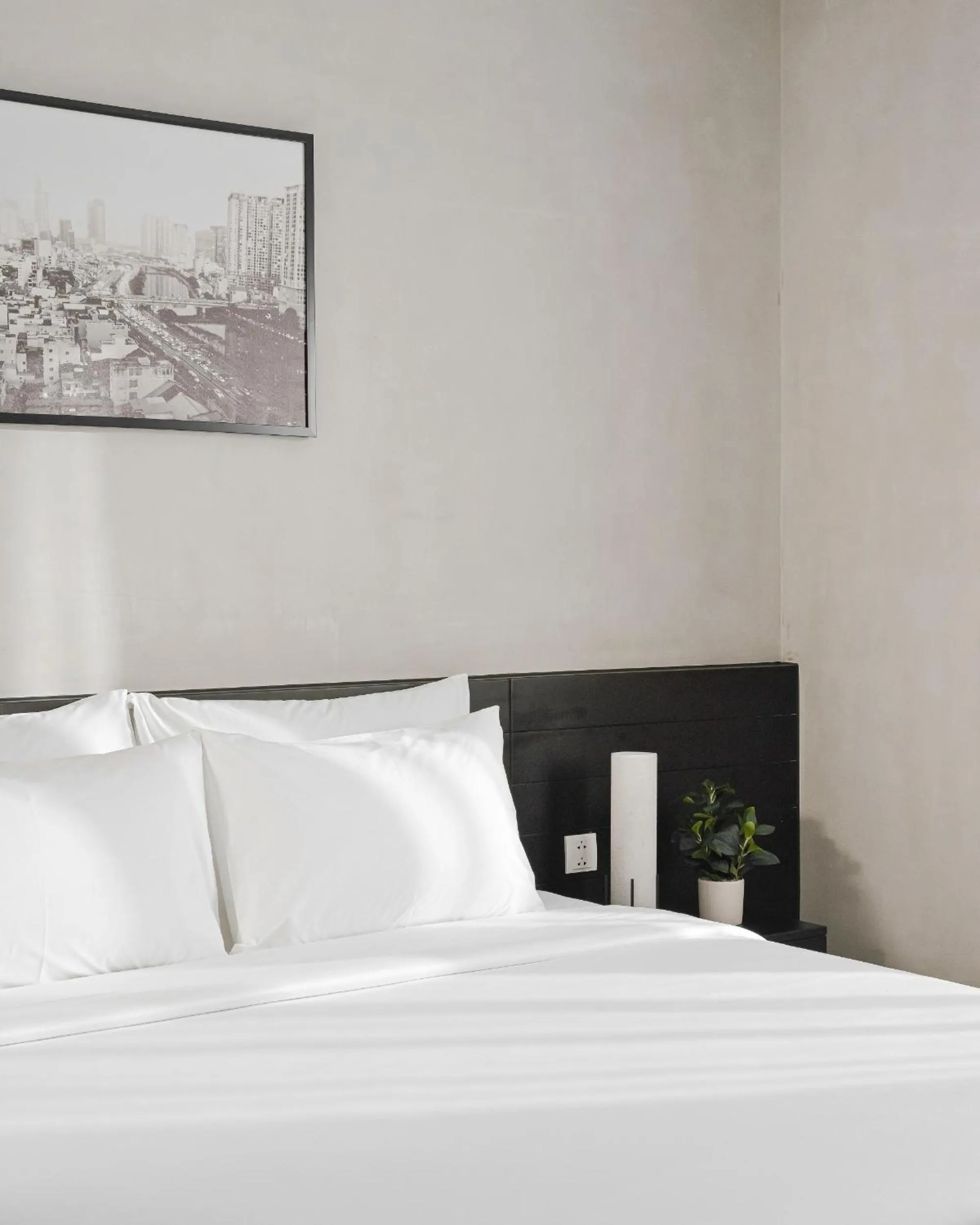 Bed in Triple E Hotel Metro Ben Thanh