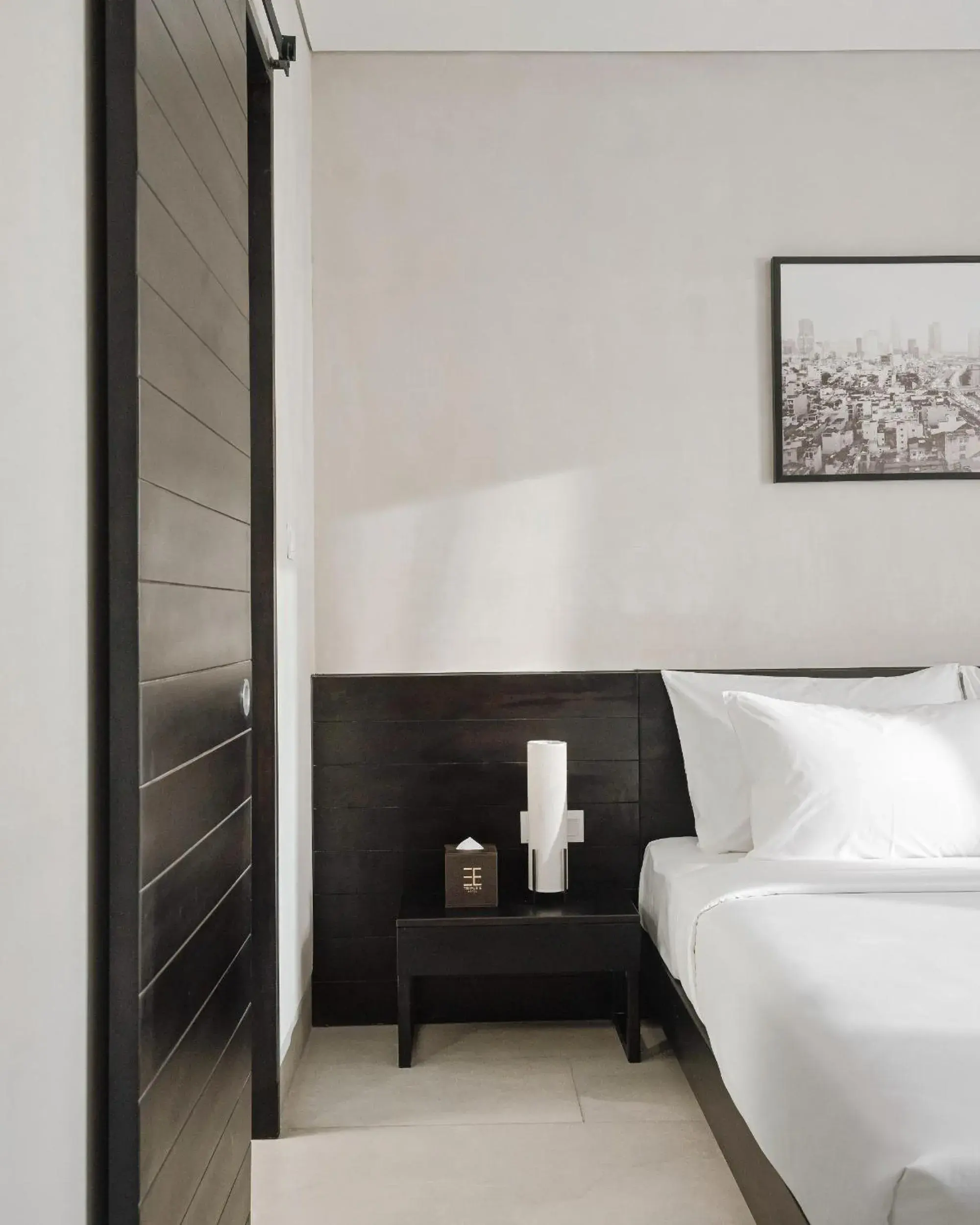 The Essential in Triple E Hotel Metro Ben Thanh The Essential in Triple E Hotel Metro Ben Thanh