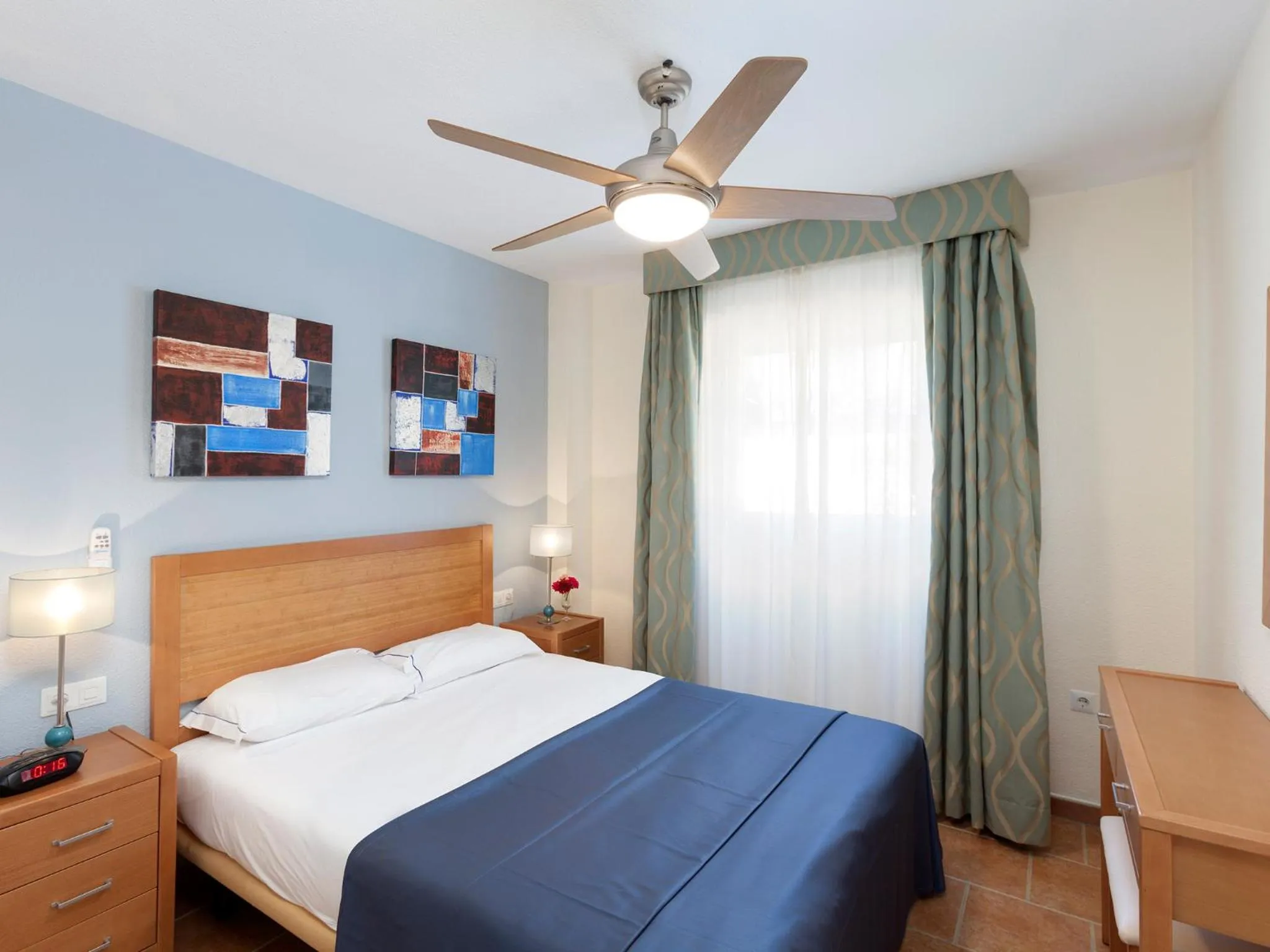 Bedroom, Bed in Crown Resorts Club Marbella