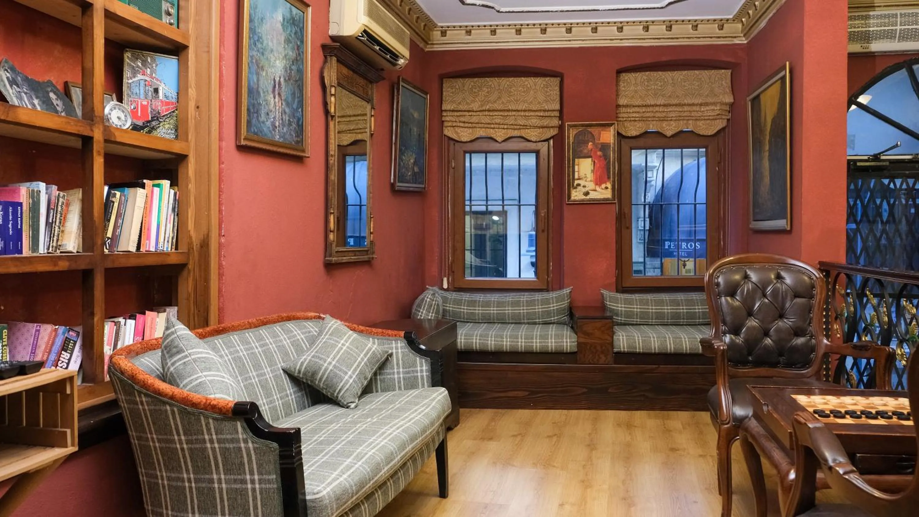 Istanbul Irish Hotel