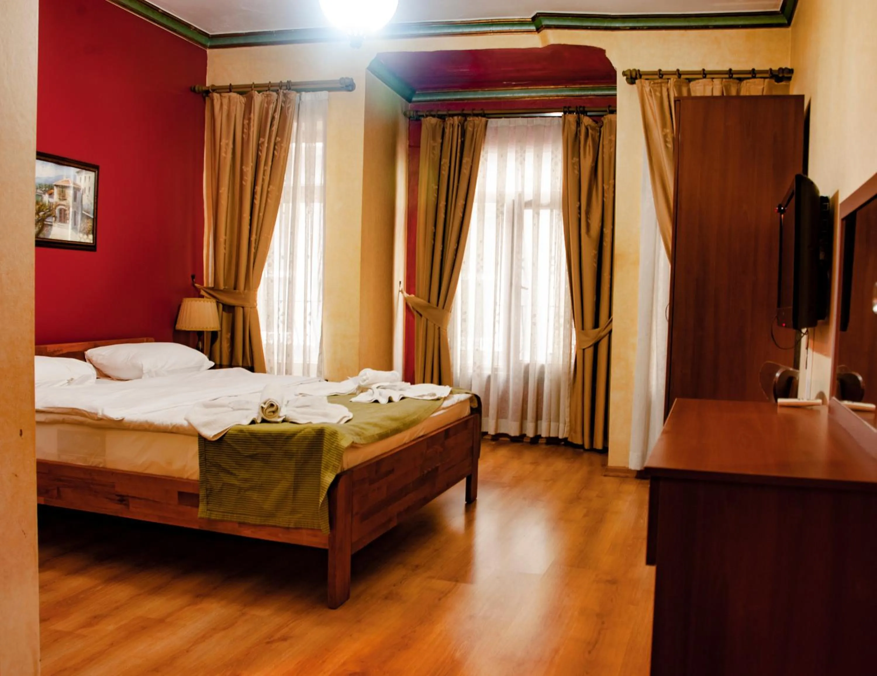 Bed in Istanbul Irish Hotel