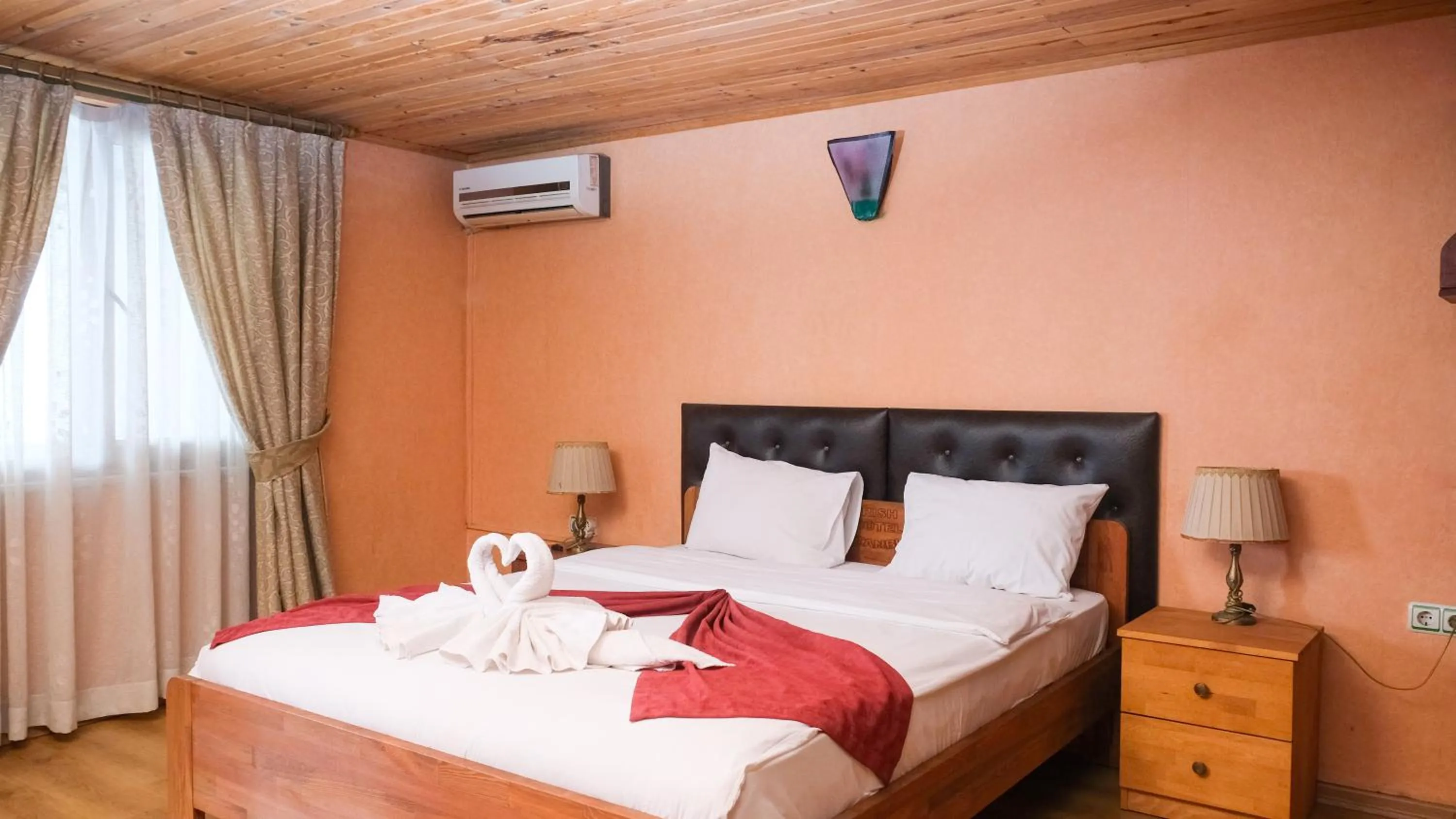 Bed in Istanbul Irish Hotel