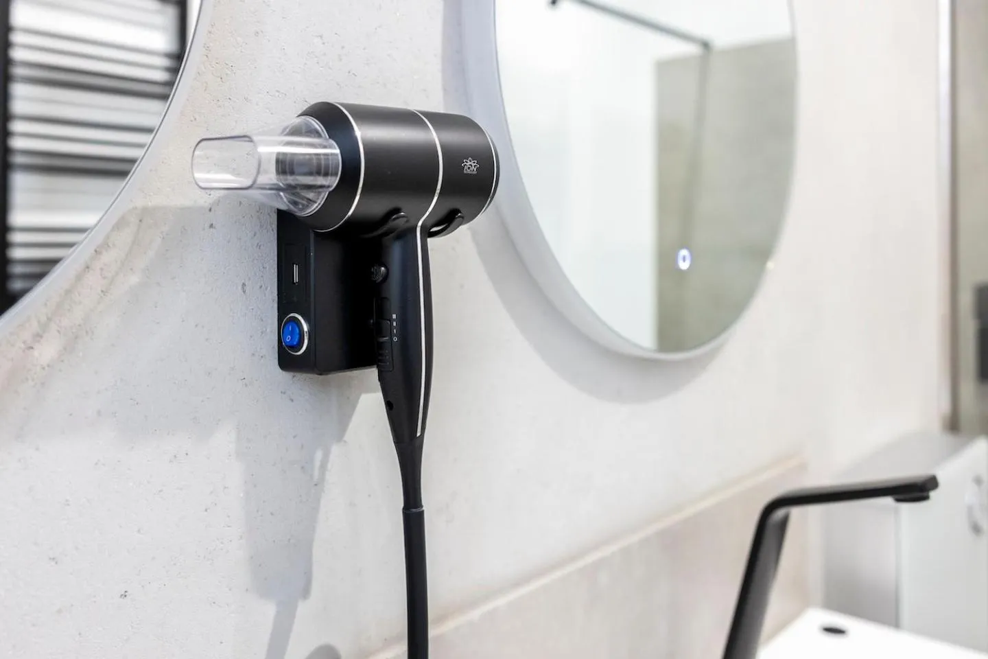 Bathroom in Hotel Residenz Luxury - Outletcity - Parken - Klima - 24h Check-In