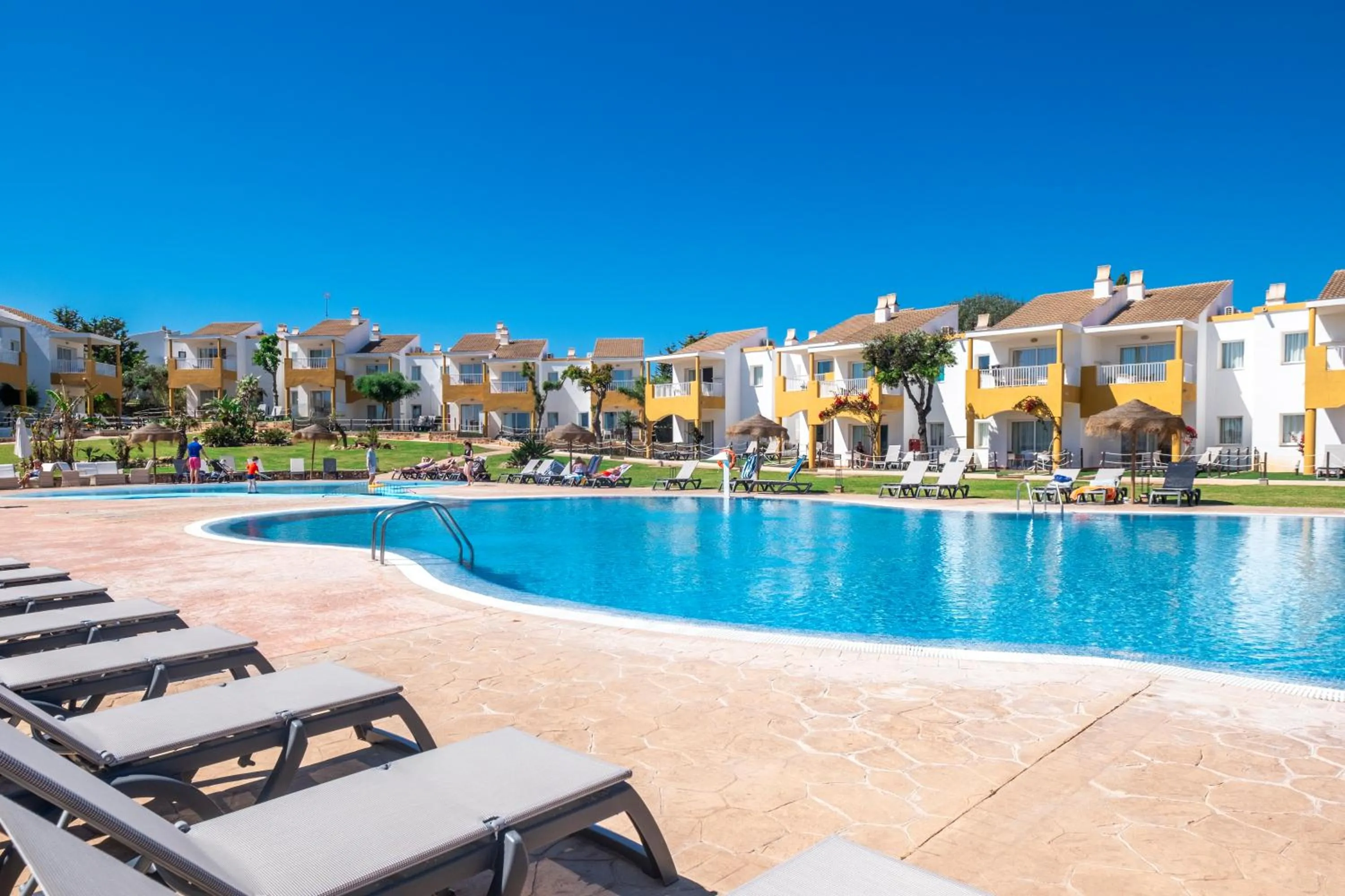 Swimming pool in Comitas Isla del Aire