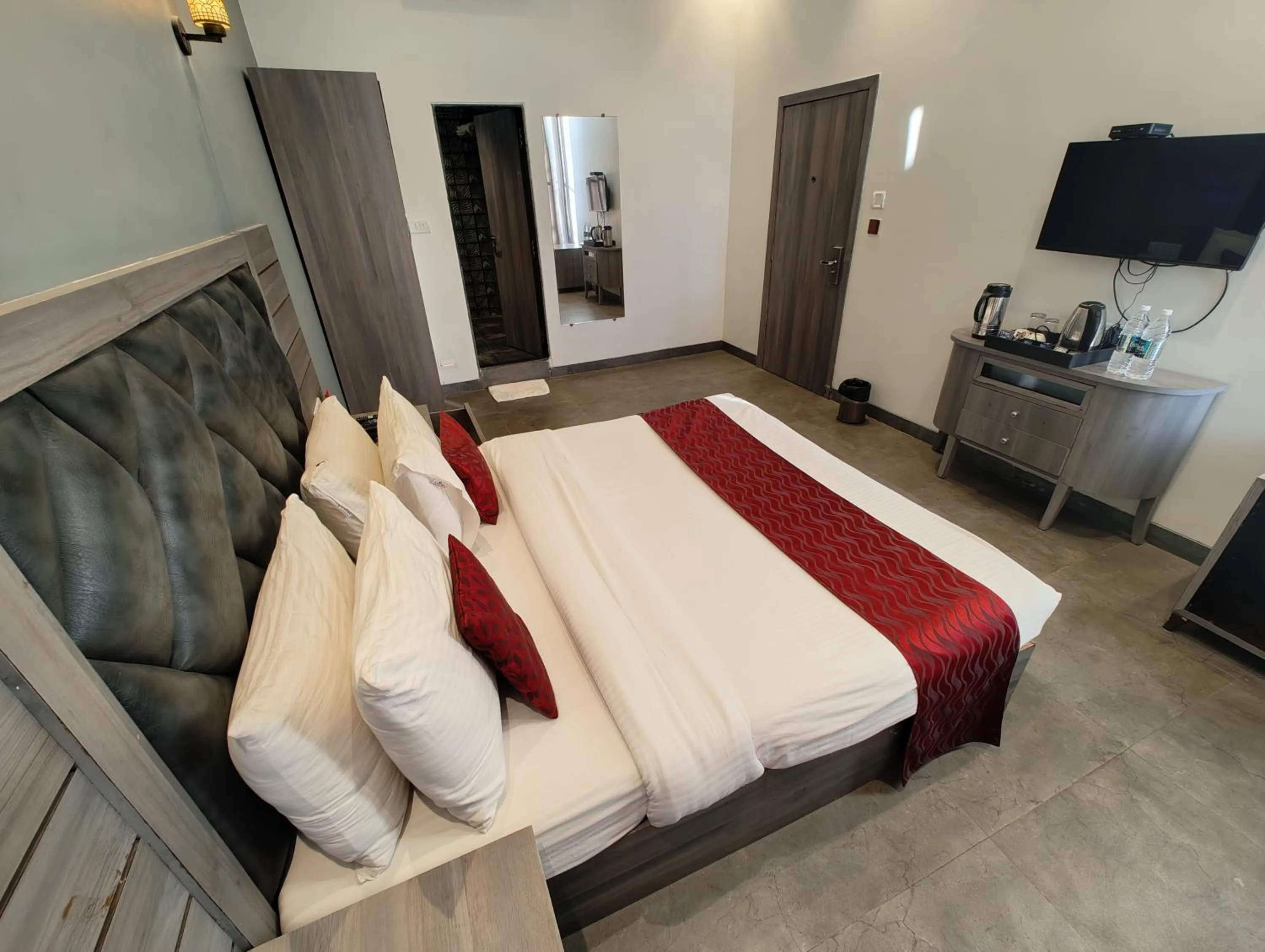 Bed in VITS Panchgani