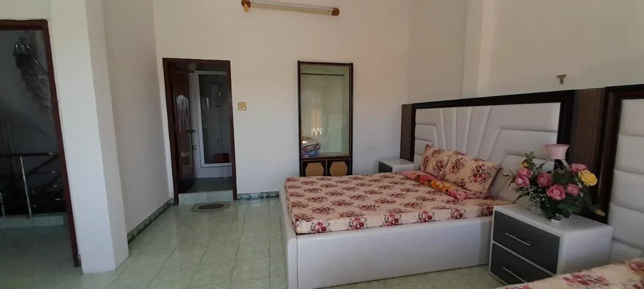 Photo of the whole room, Bed in Thiên Nga Hotel