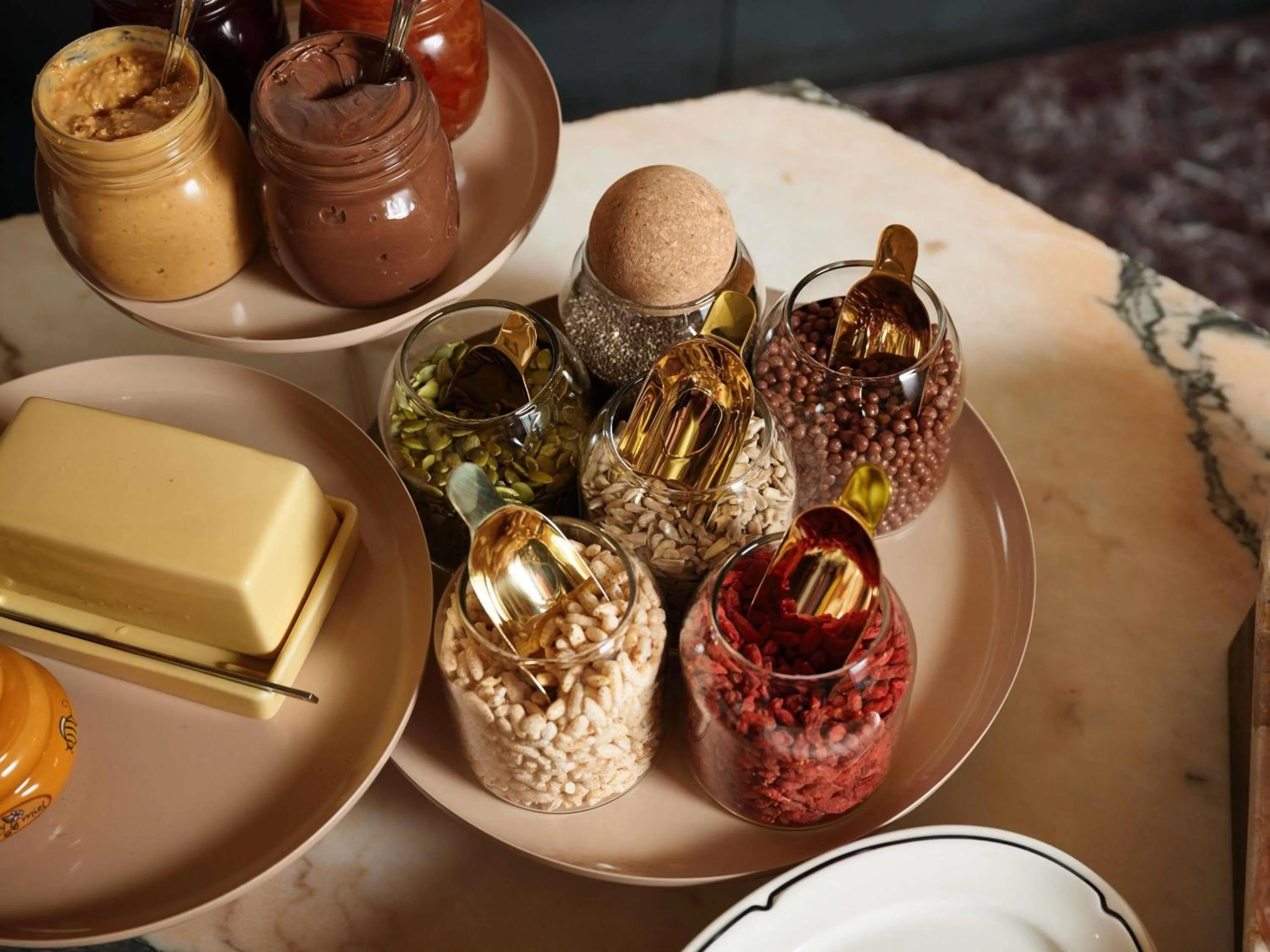 Breakfast in Hotel Morris Sydney, Handwritten Collection