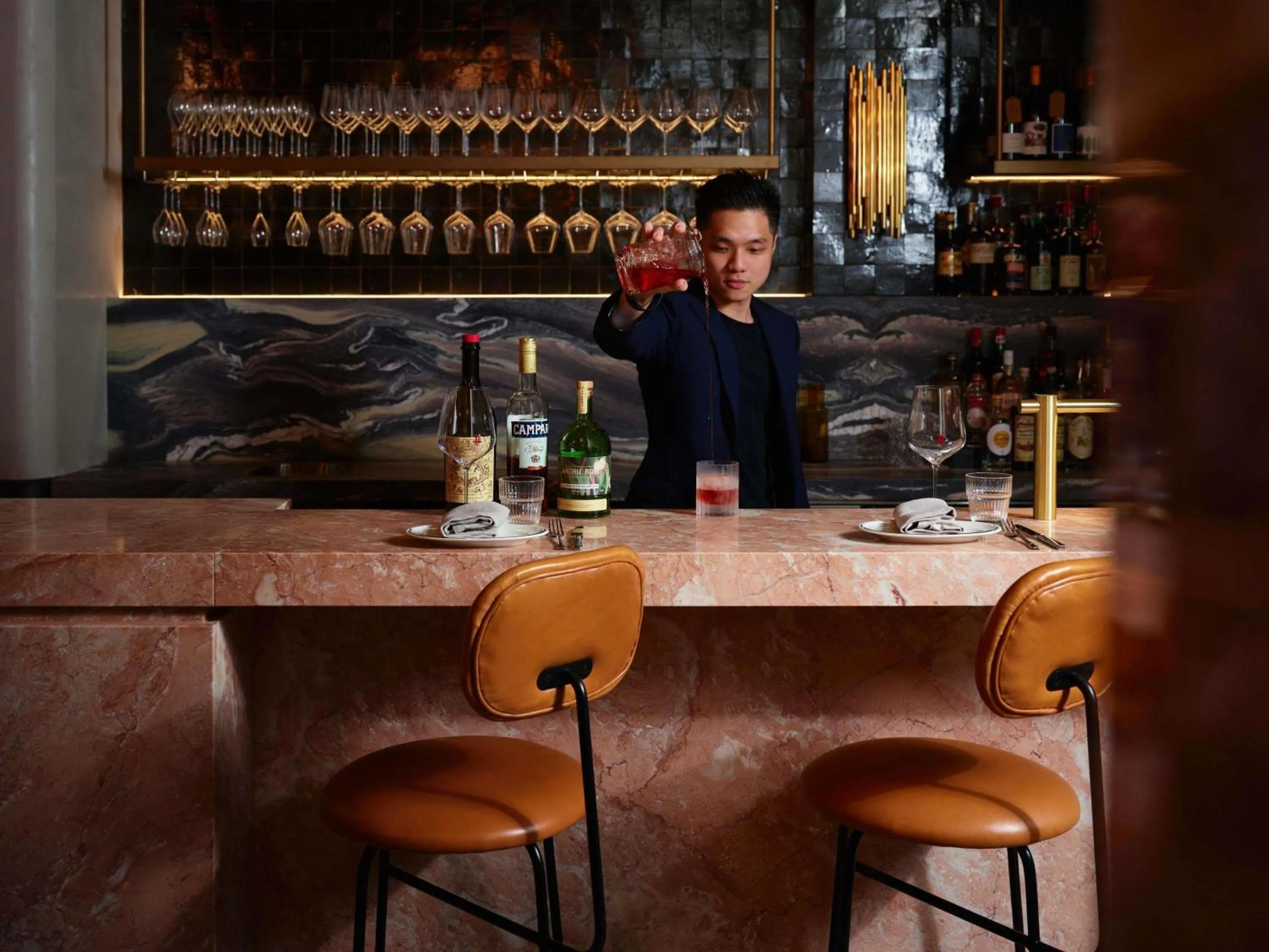 Restaurant/places to eat in Hotel Morris Sydney, Handwritten Collection