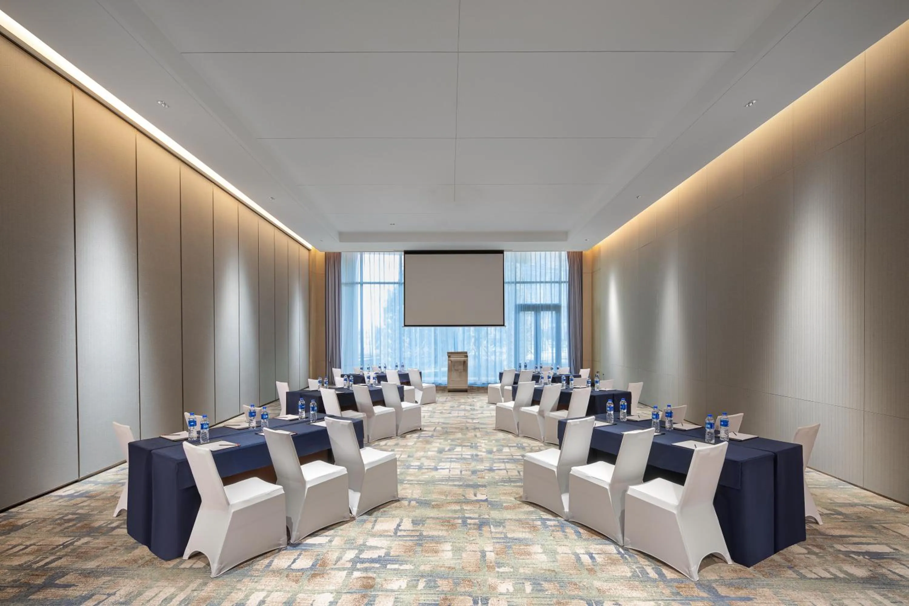 Meeting/conference room in Wyndham Shanxi Xiaohe Xincheng