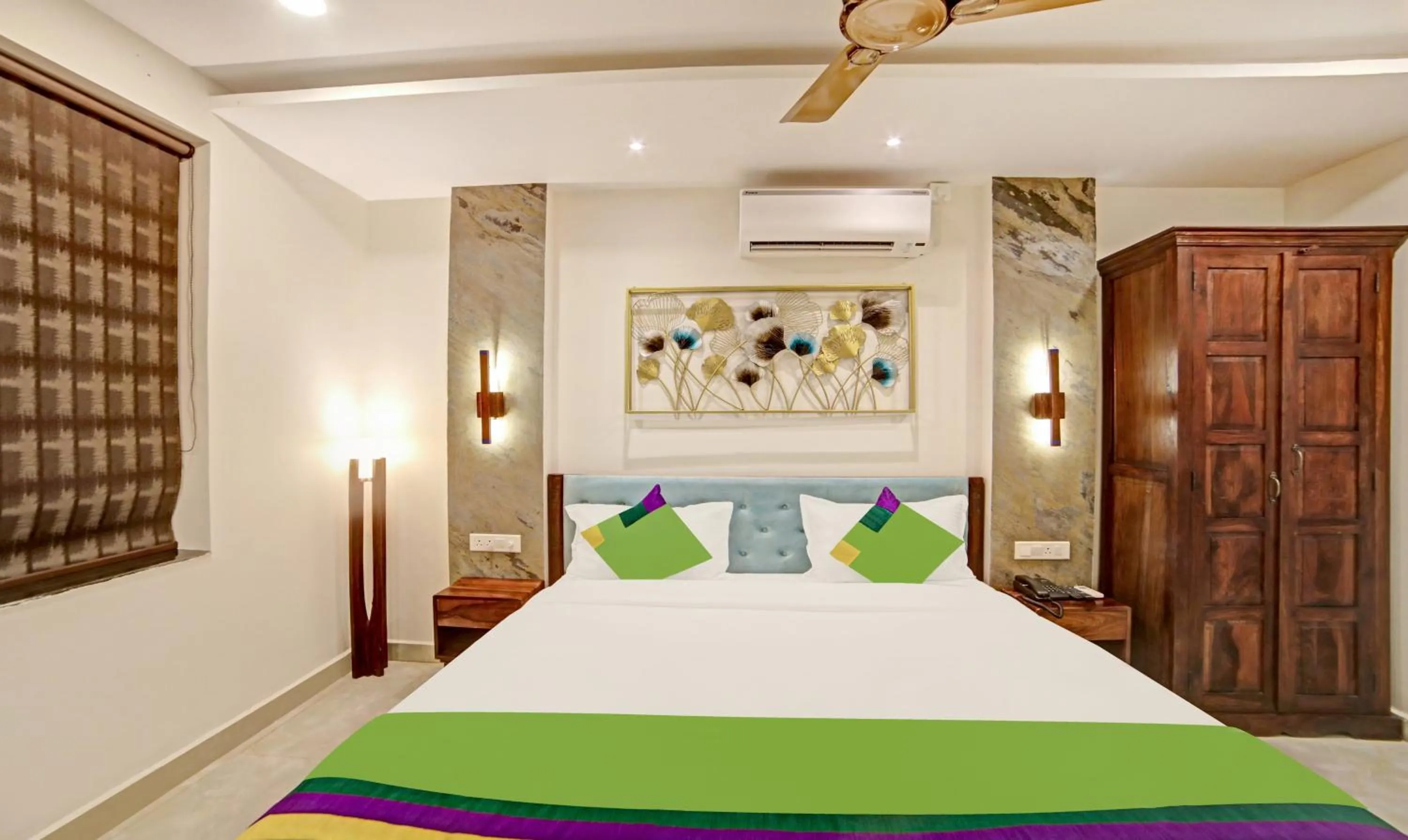 Bedroom, Bed in Treebo Lazystay Elite