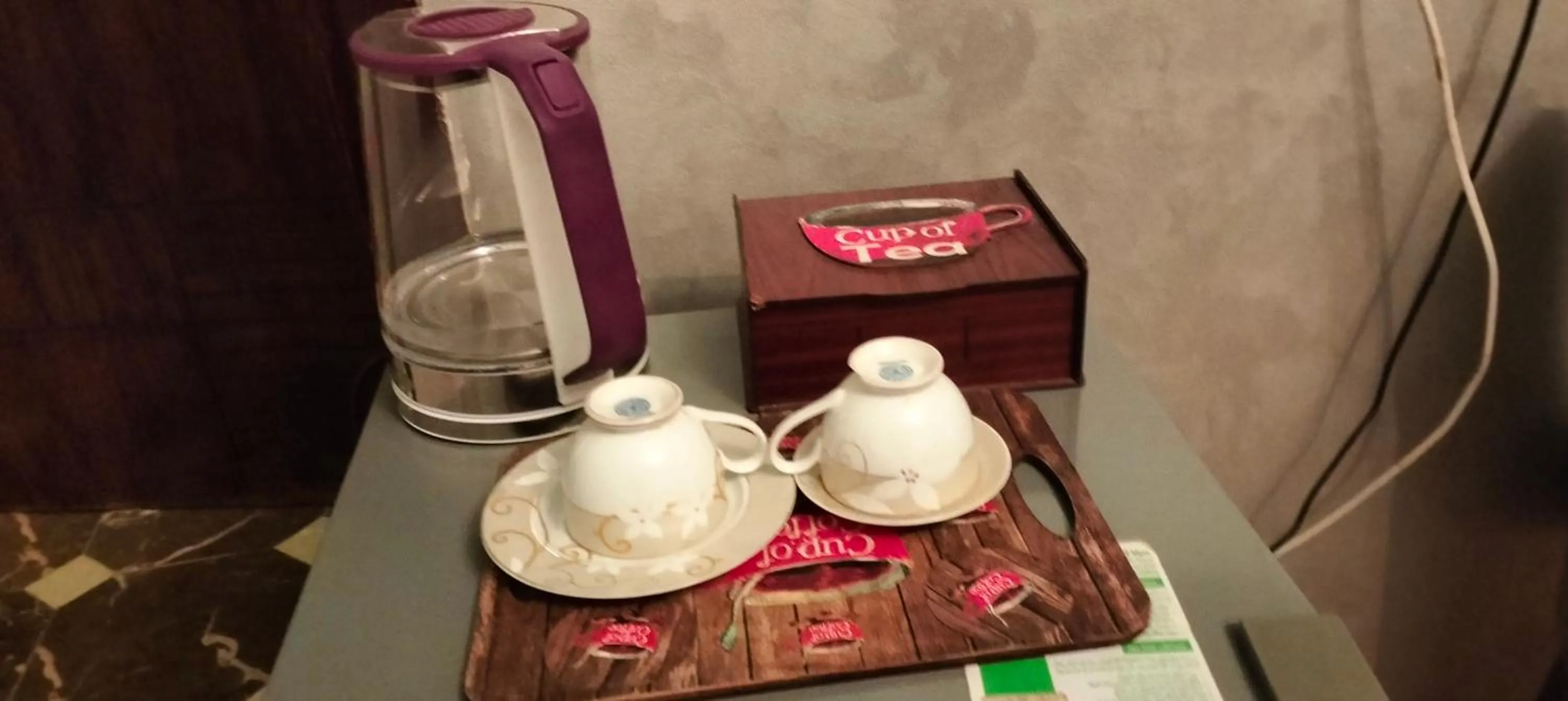Coffee/tea facilities in Zeina pyramids view