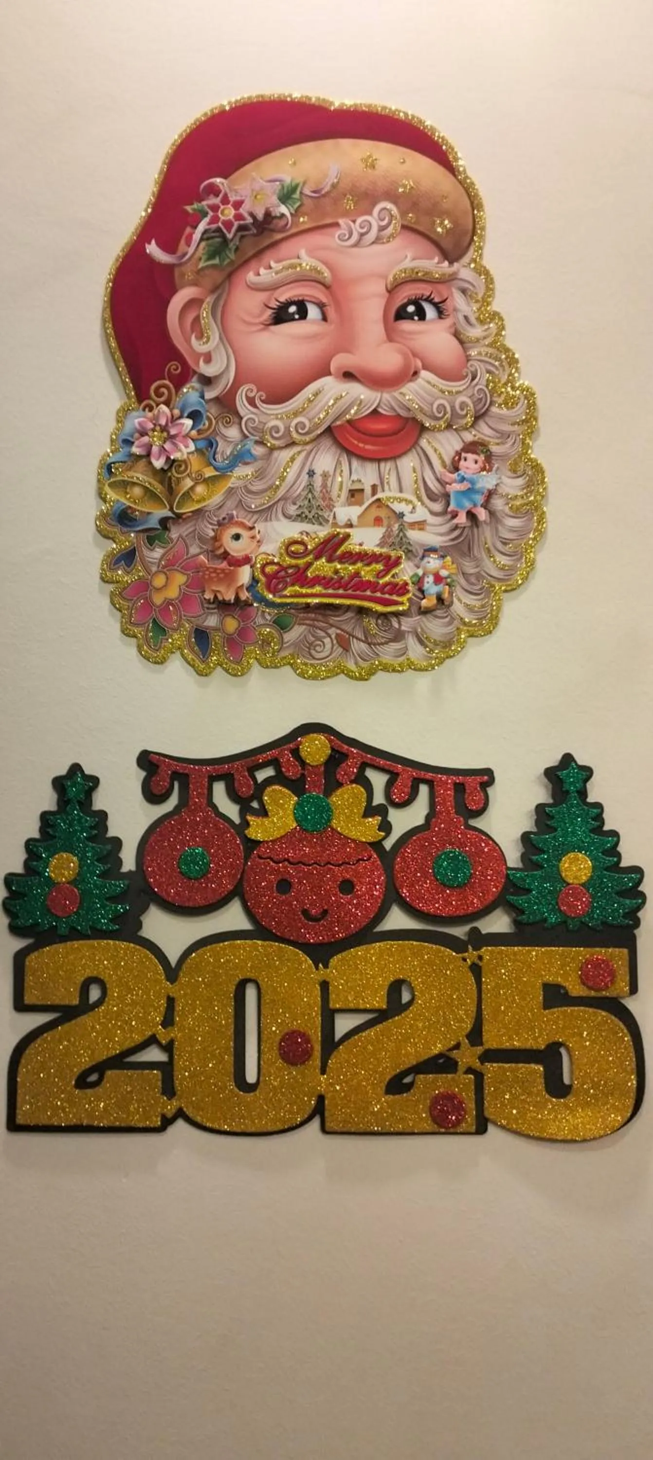 Decorative detail in Zeina pyramids view