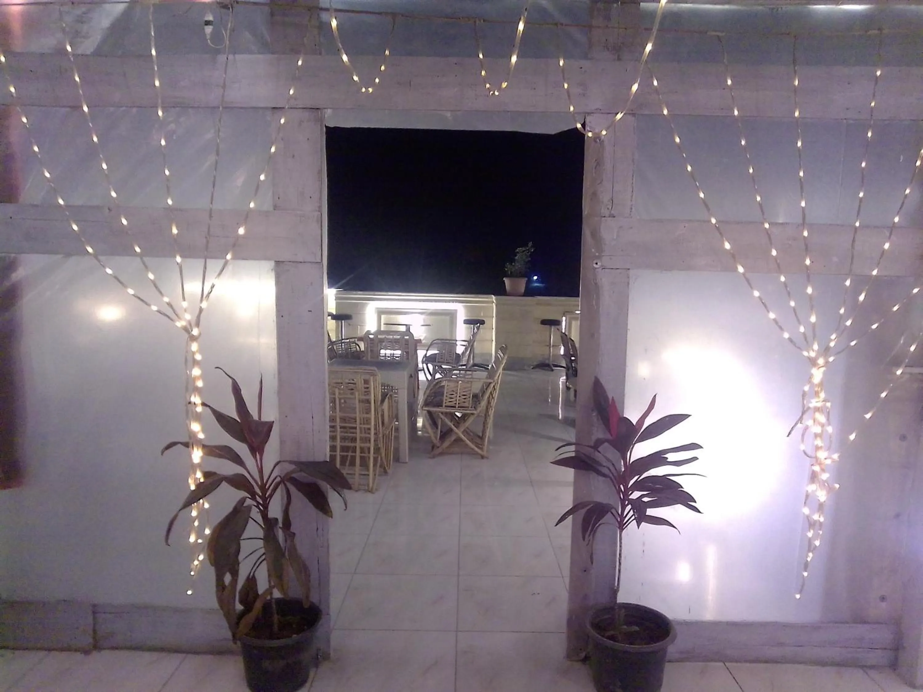 Breakfast in Zeina pyramids view