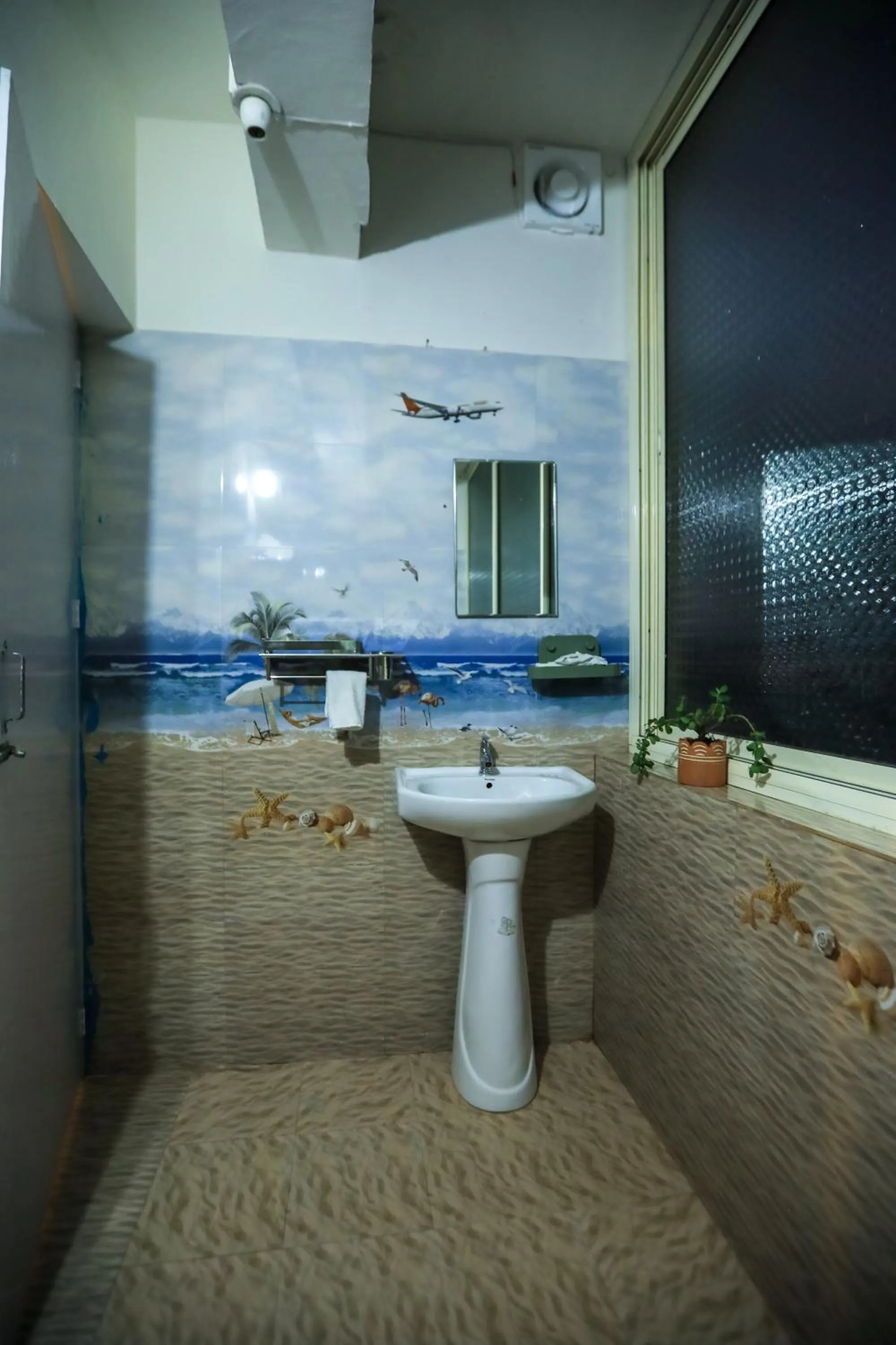 Bathroom in Woodpegger By The Beach, Mandrem