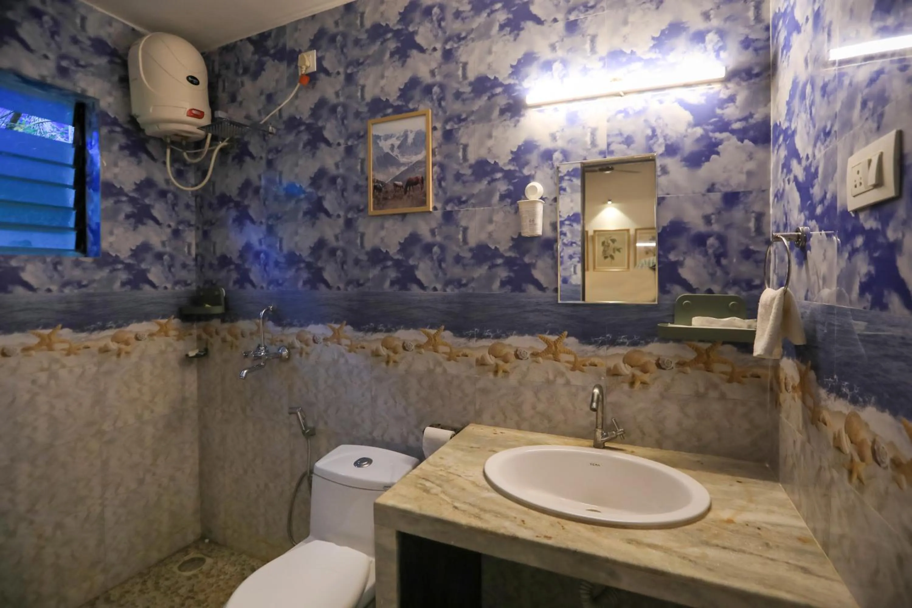 Bathroom in Woodpegger By The Beach, Mandrem