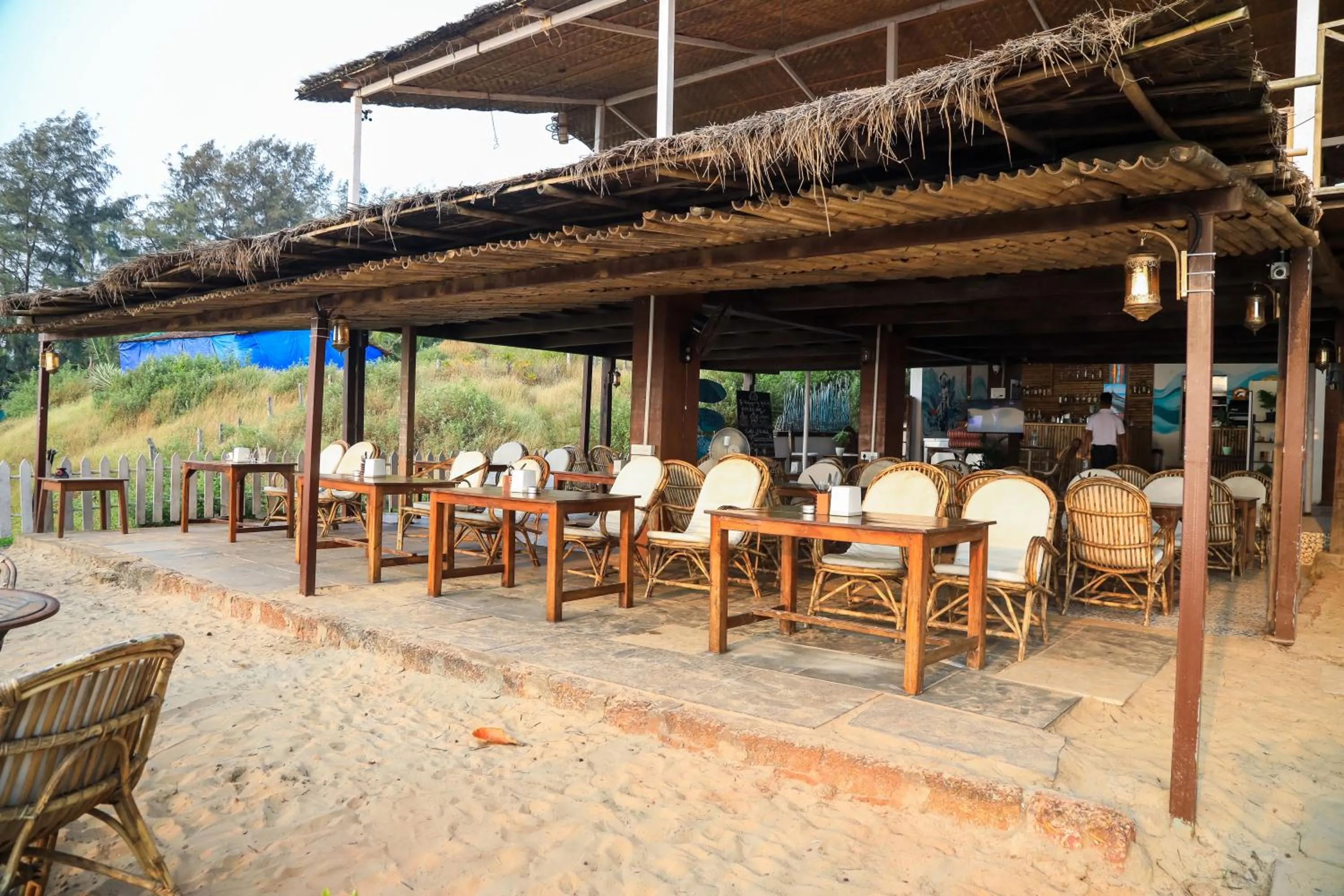 Restaurant/places to eat in Woodpegger By The Beach, Mandrem