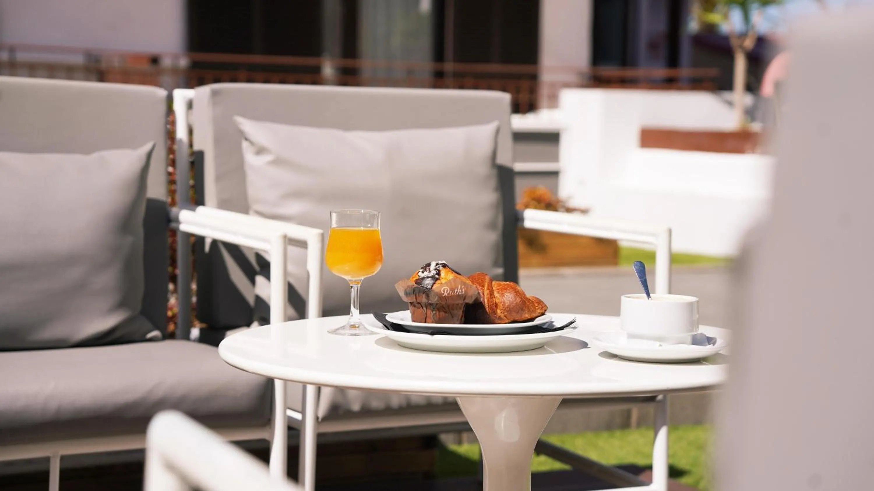 Restaurant/places to eat in Coral Los Alisios