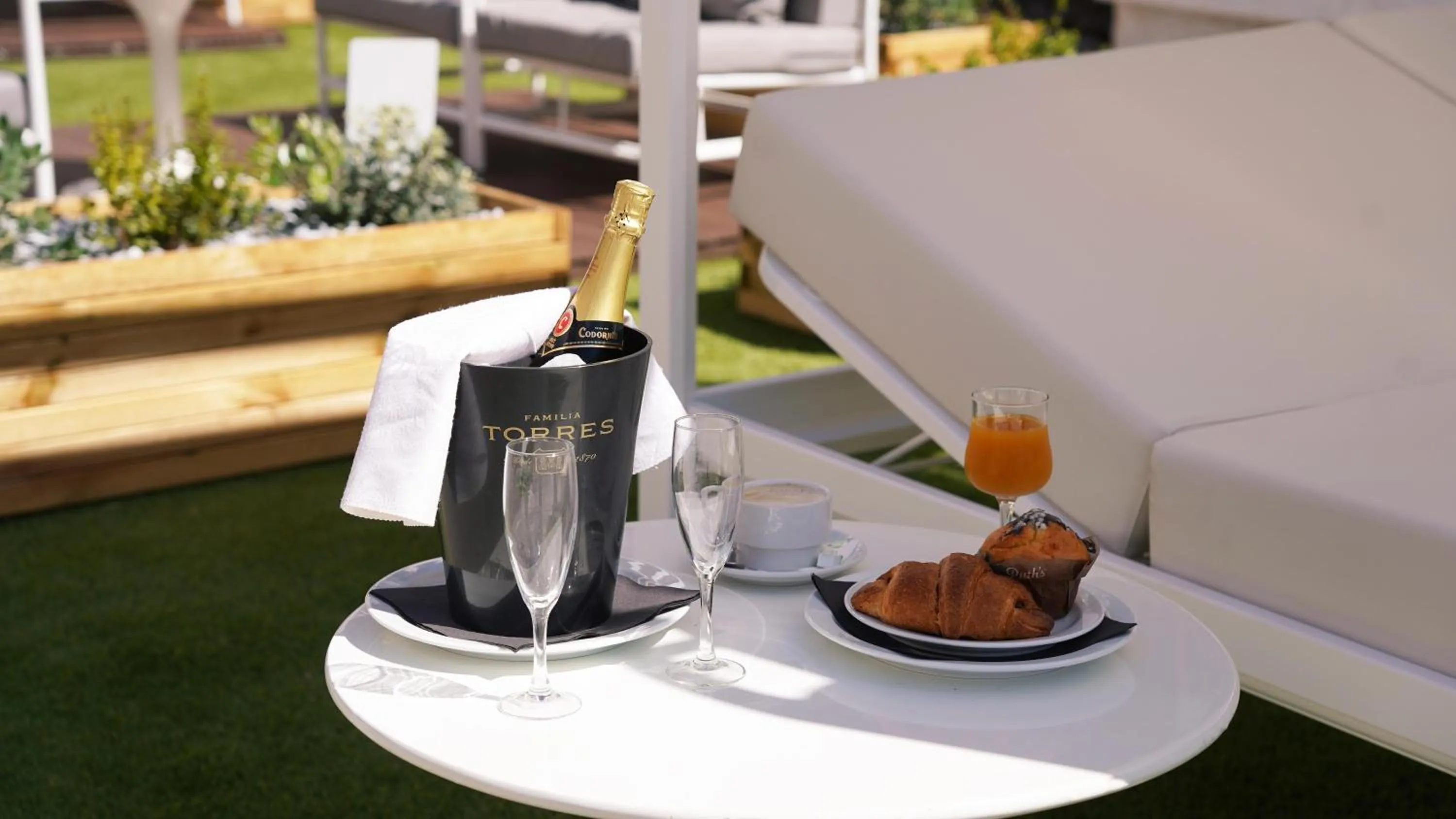 Restaurant/places to eat in Coral Los Alisios