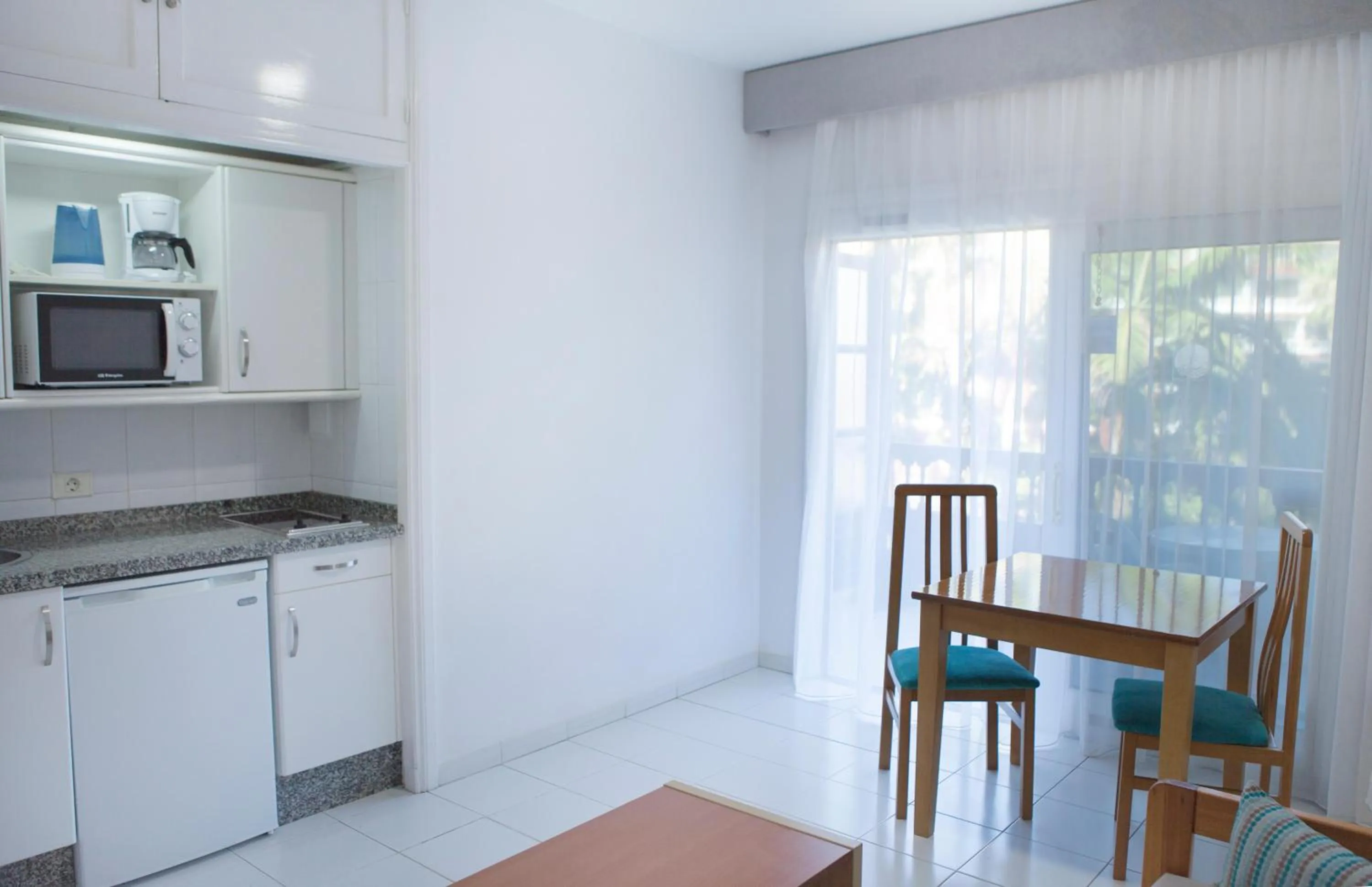 Photo of the whole room in Coral Teide Mar